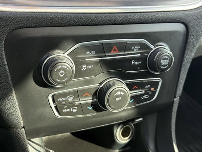 2017 Dodge Charger SE RWD