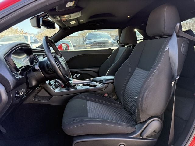 2022 Dodge Challenger SXT