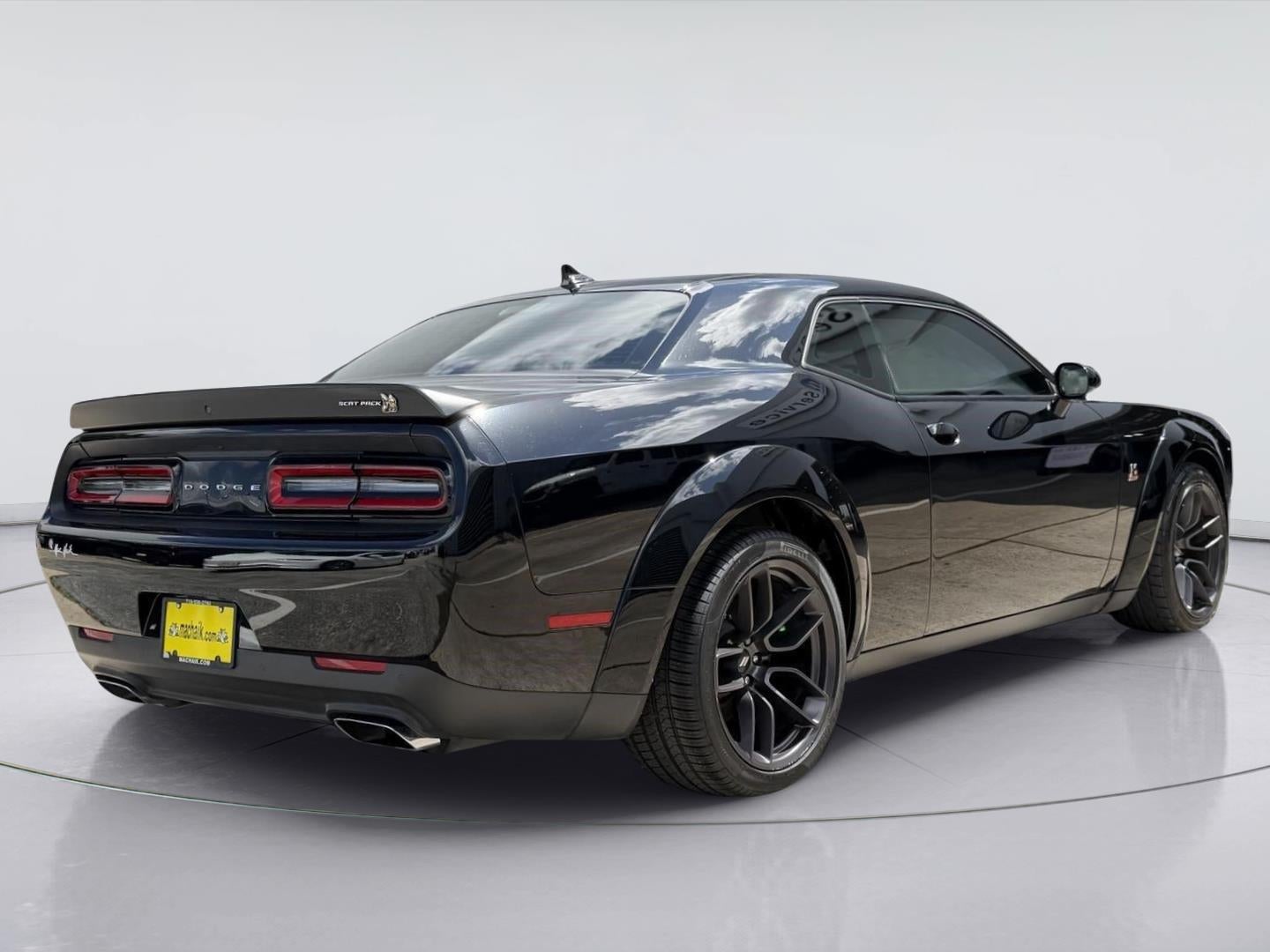 2022 Dodge Challenger R/T Scat Pack Widebody
