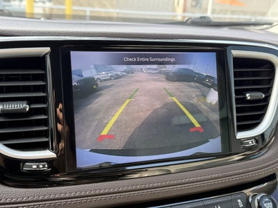 2021 Chrysler Pacifica Touring L