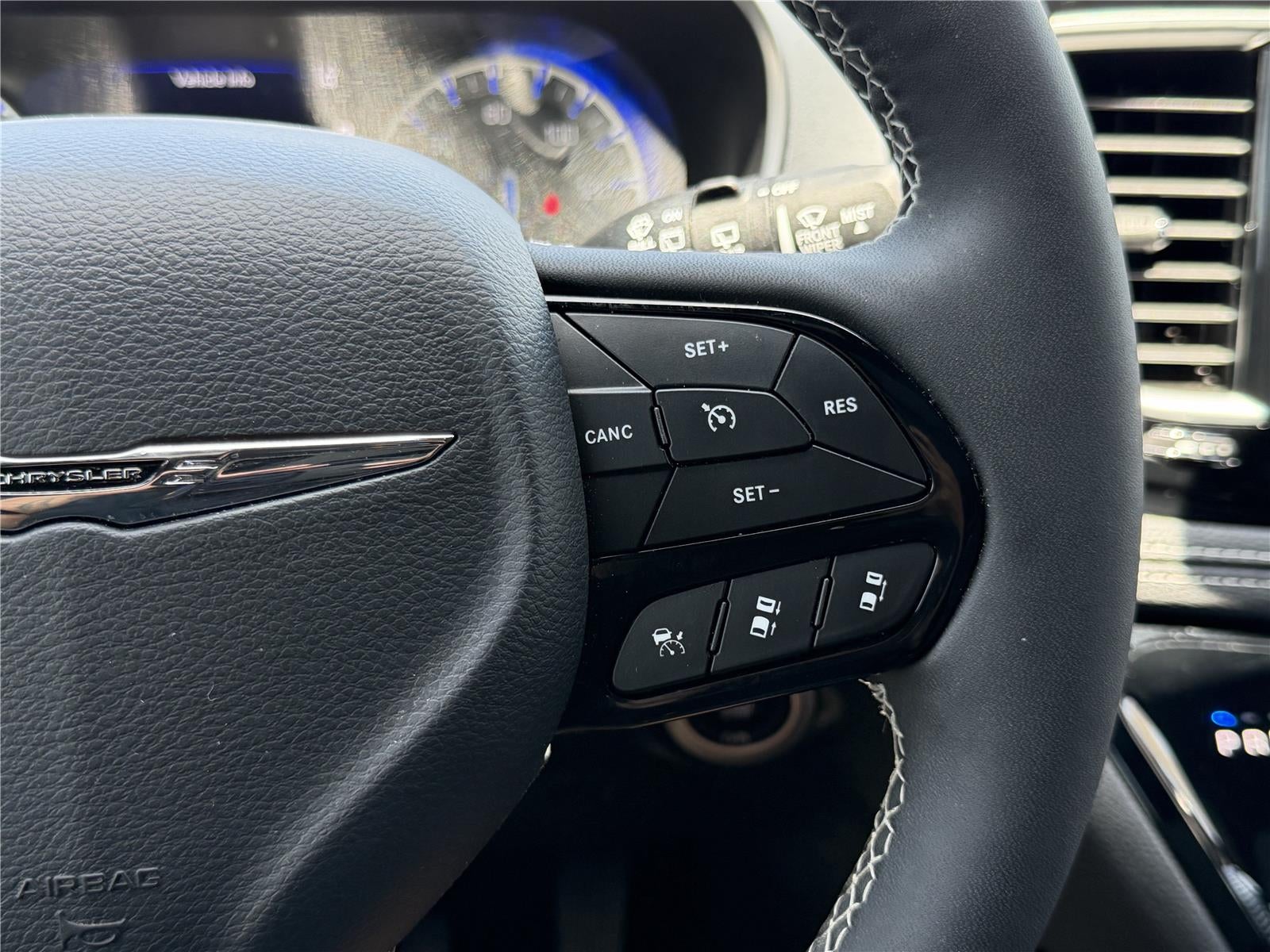 2025 Chrysler Pacifica Limited