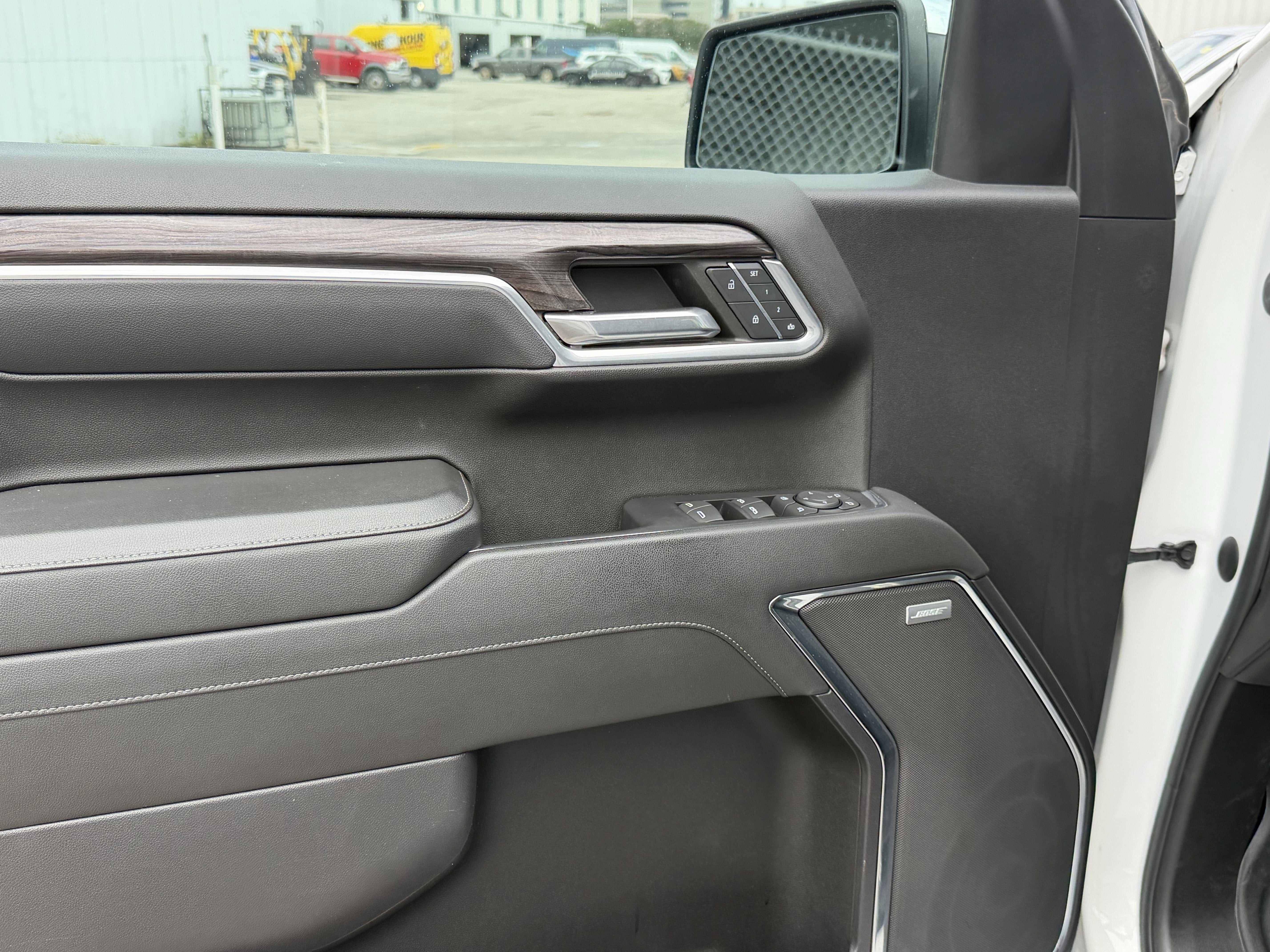 2023 Chevrolet Silverado 1500 4WD Crew Cab Short Bed LTZ