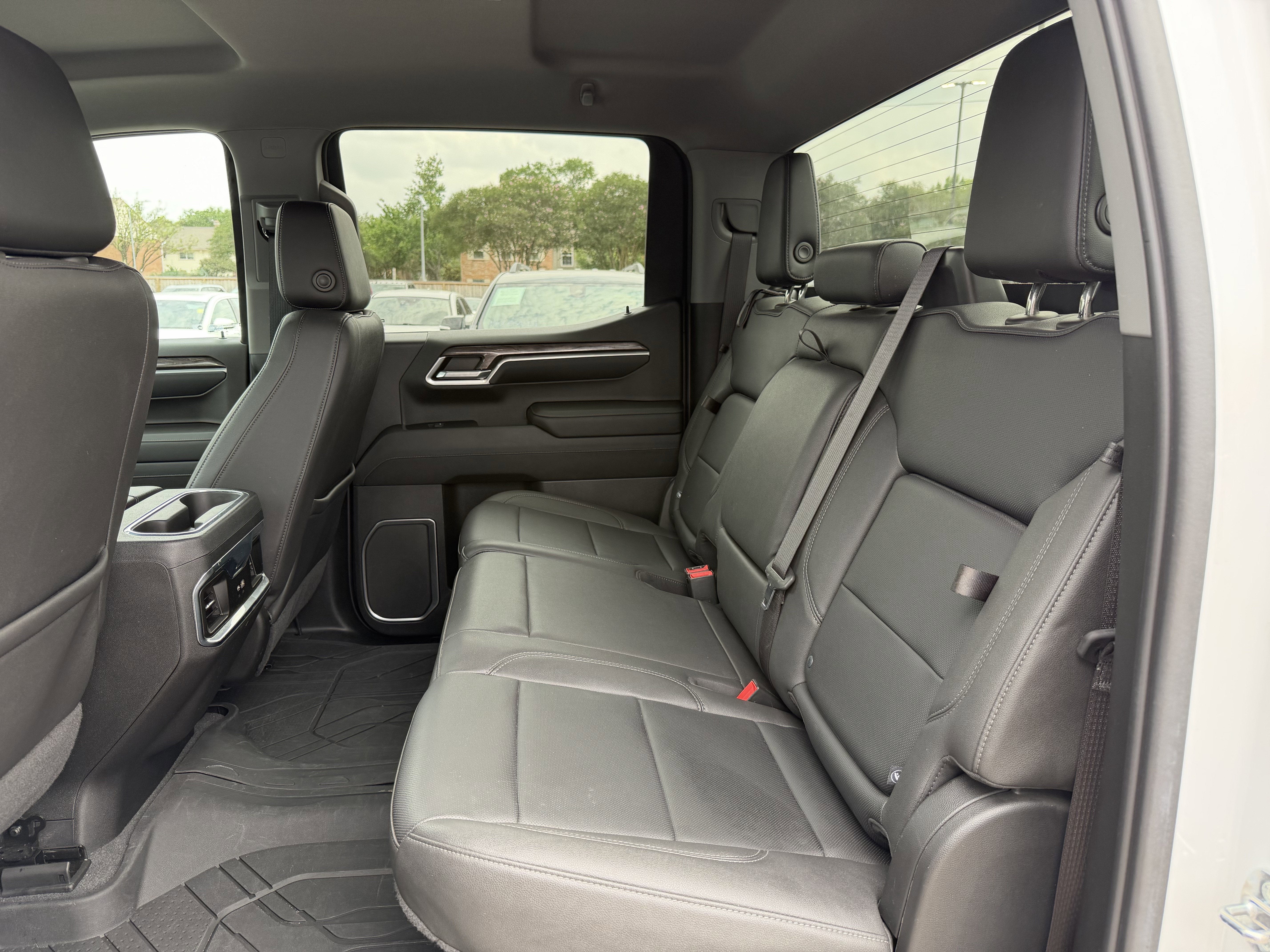2023 Chevrolet Silverado 1500 4WD Crew Cab Short Bed LTZ