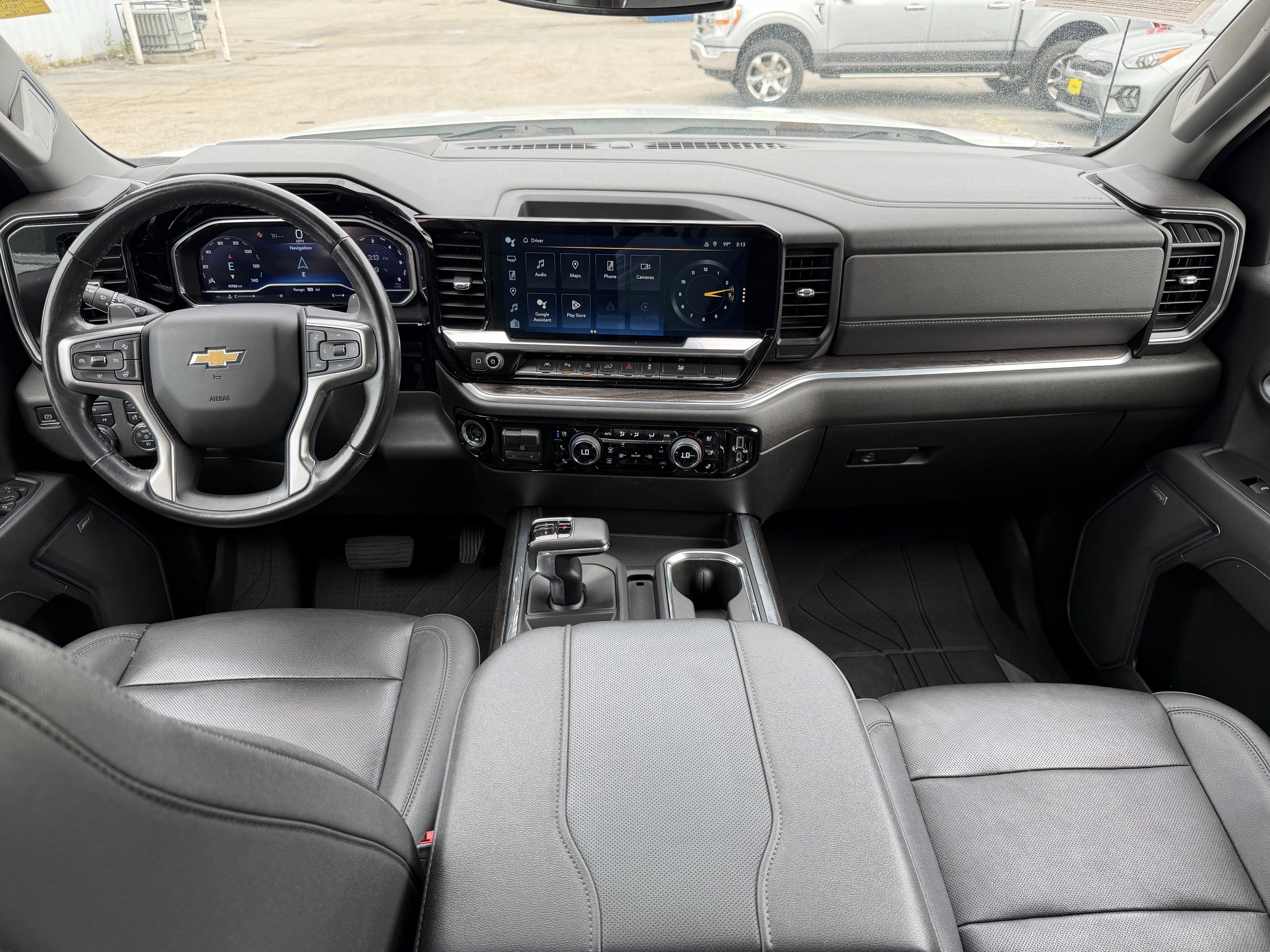2023 Chevrolet Silverado 1500 4WD Crew Cab Short Bed LTZ
