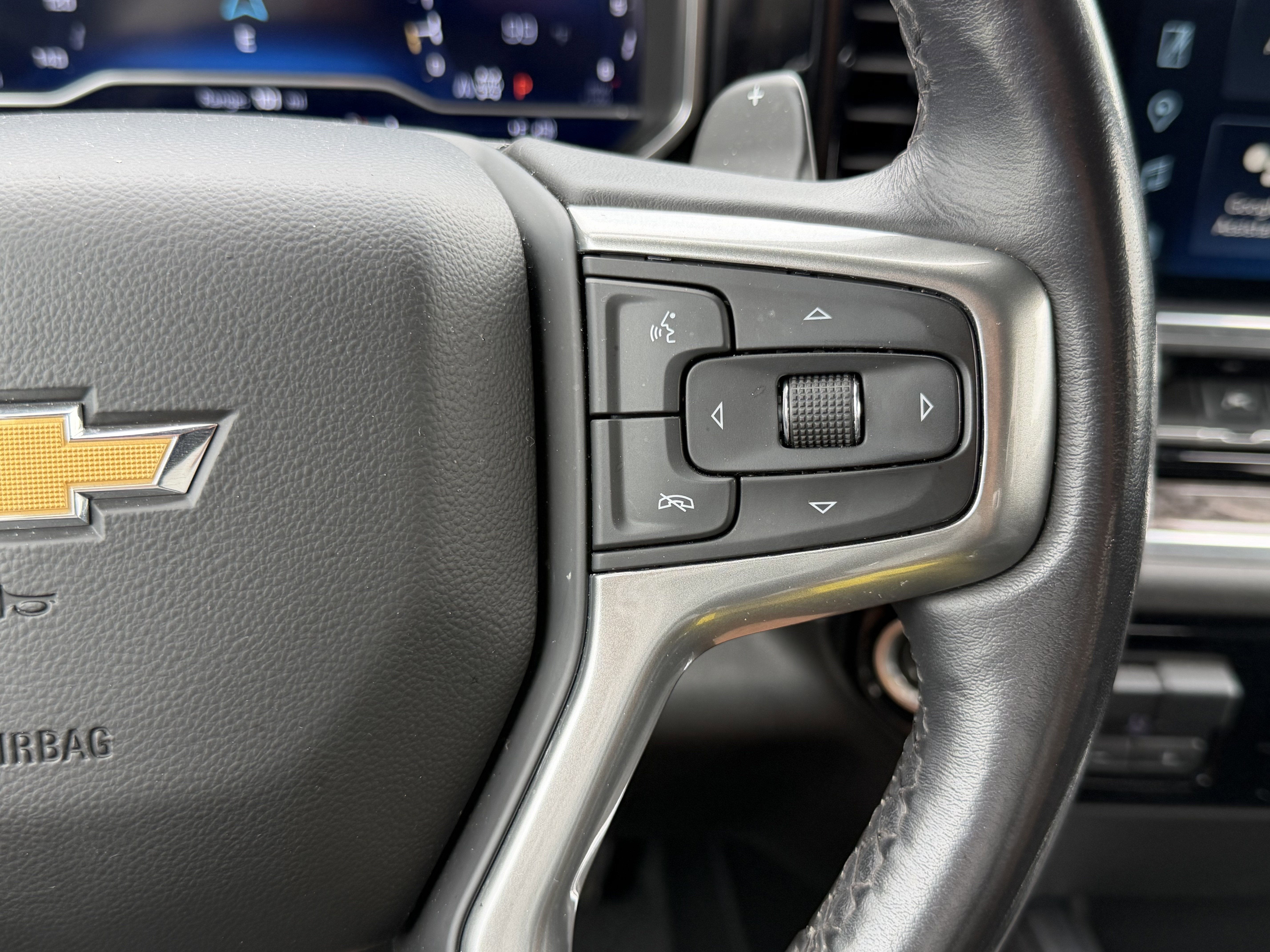 2023 Chevrolet Silverado 1500 4WD Crew Cab Short Bed LTZ