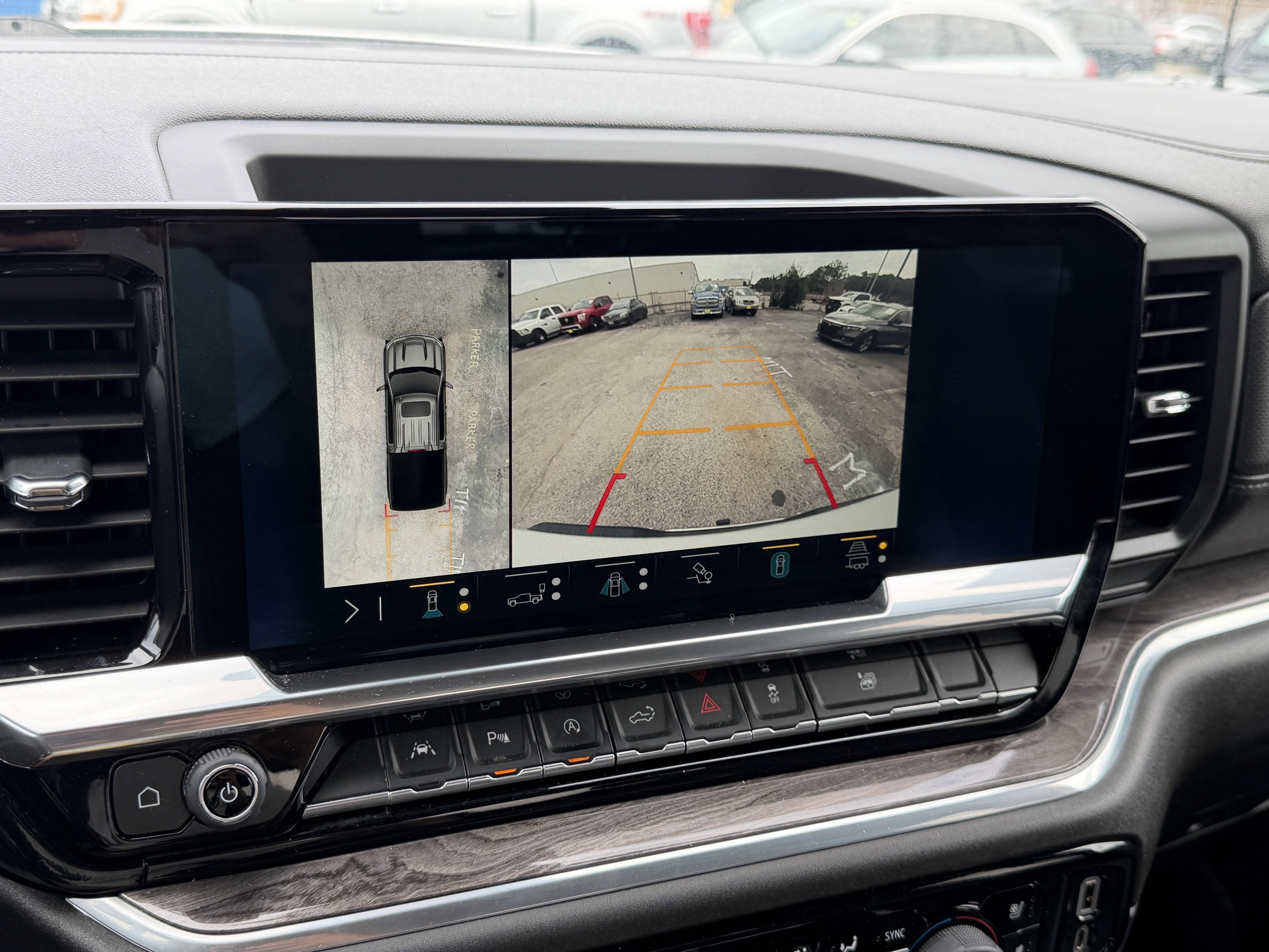 2023 Chevrolet Silverado 1500 4WD Crew Cab Short Bed LTZ