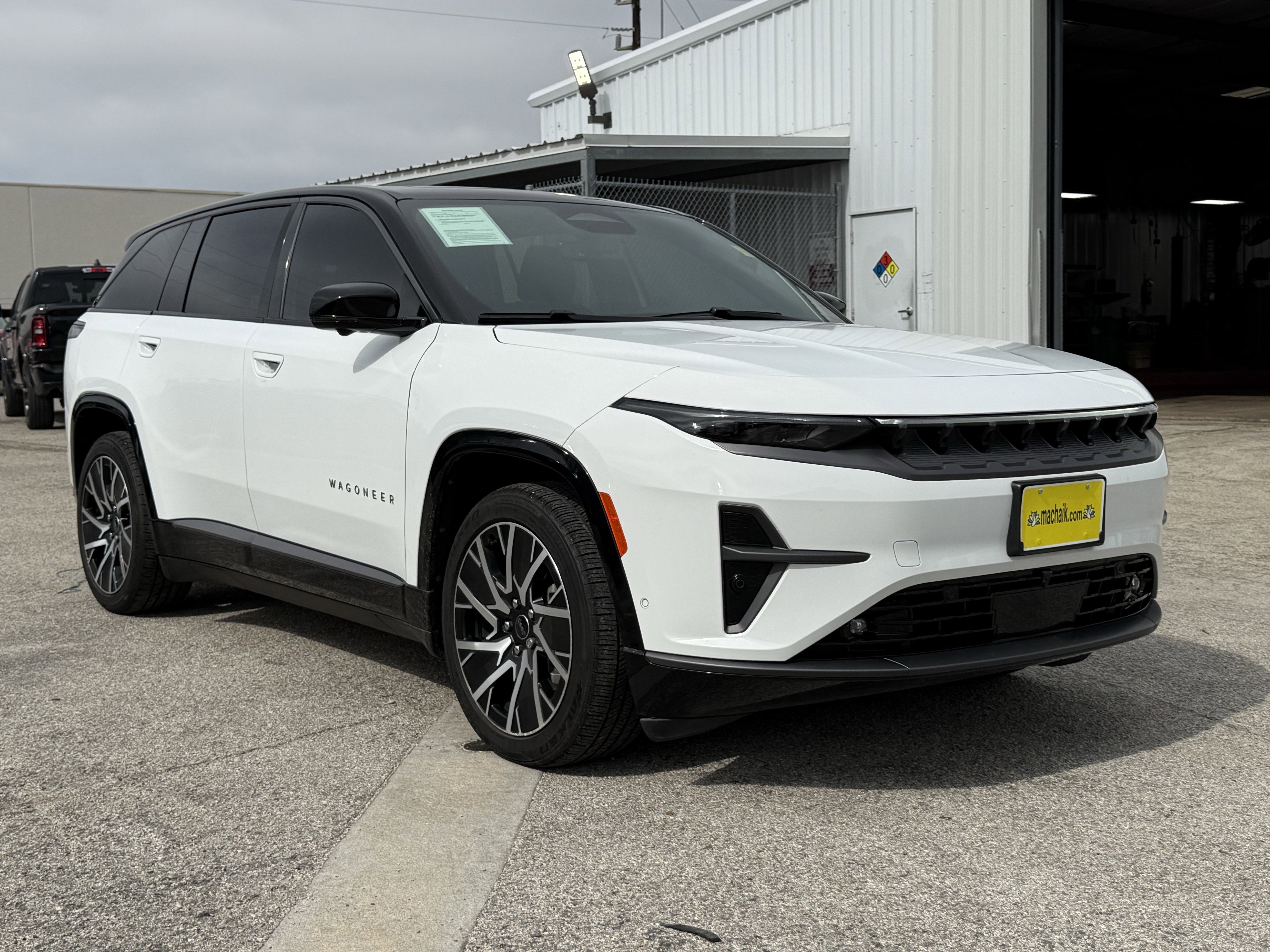 Used 2025 Jeep Wagoneer S Limited with VIN 3C4RJNCK8ST572969 for sale in Houston, TX