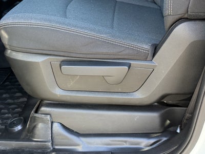 2023 RAM 3500 Tradesman Crew Cab 4x4 8' Box