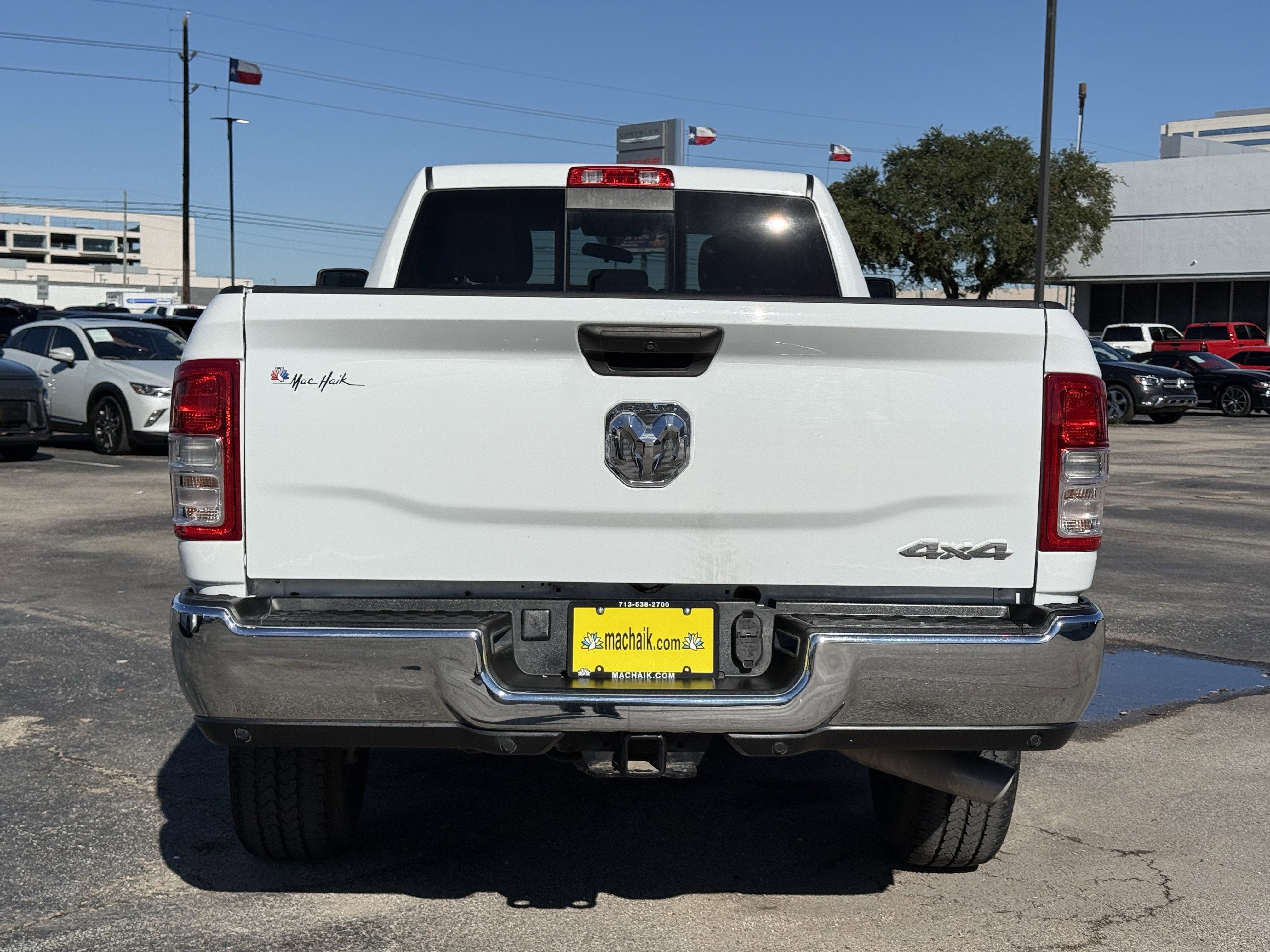 2023 RAM 3500 Tradesman Crew Cab 4x4 8' Box