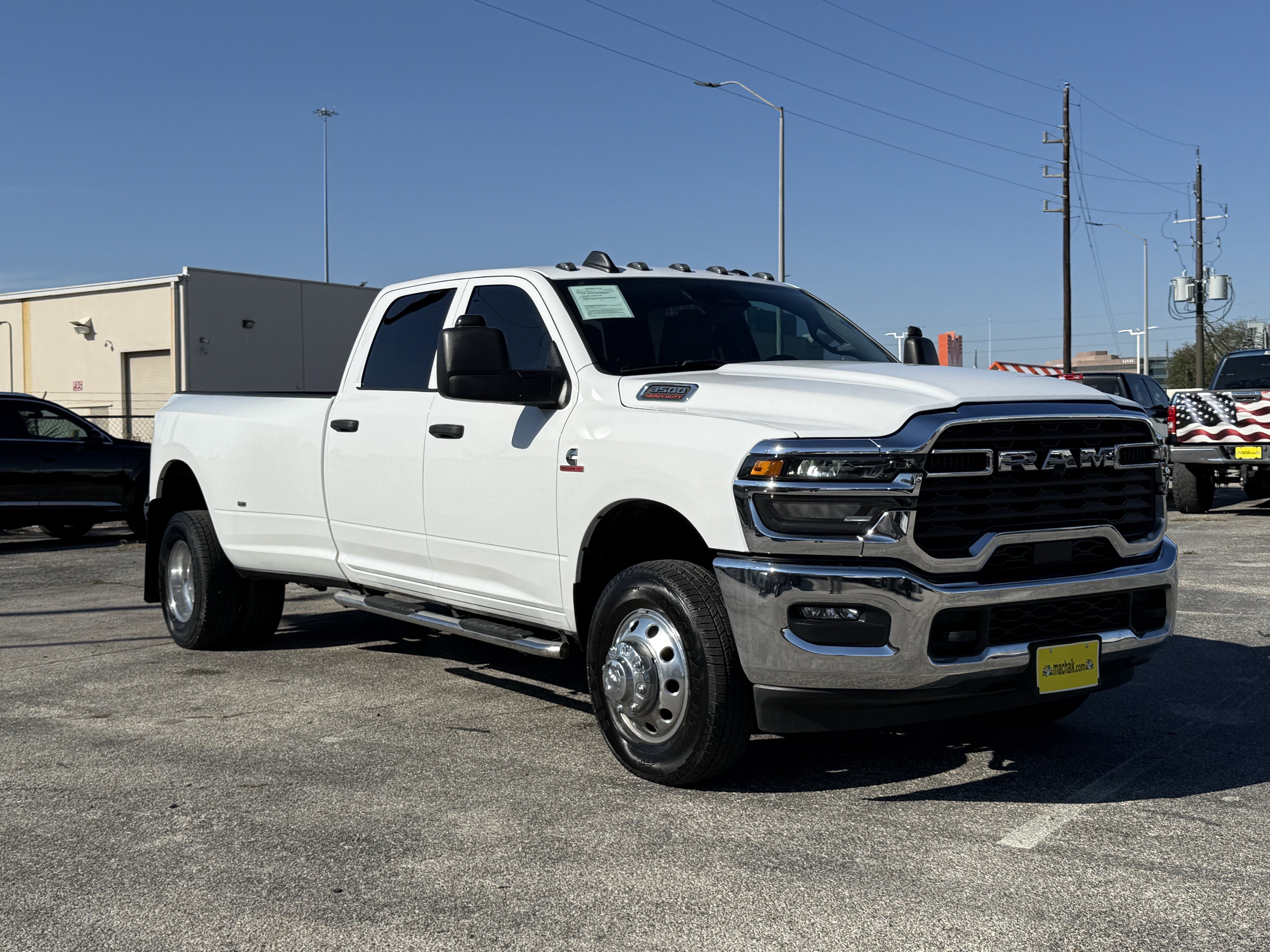 2025 RAM 3500 Tradesman Crew Cab 4x4 8' Box