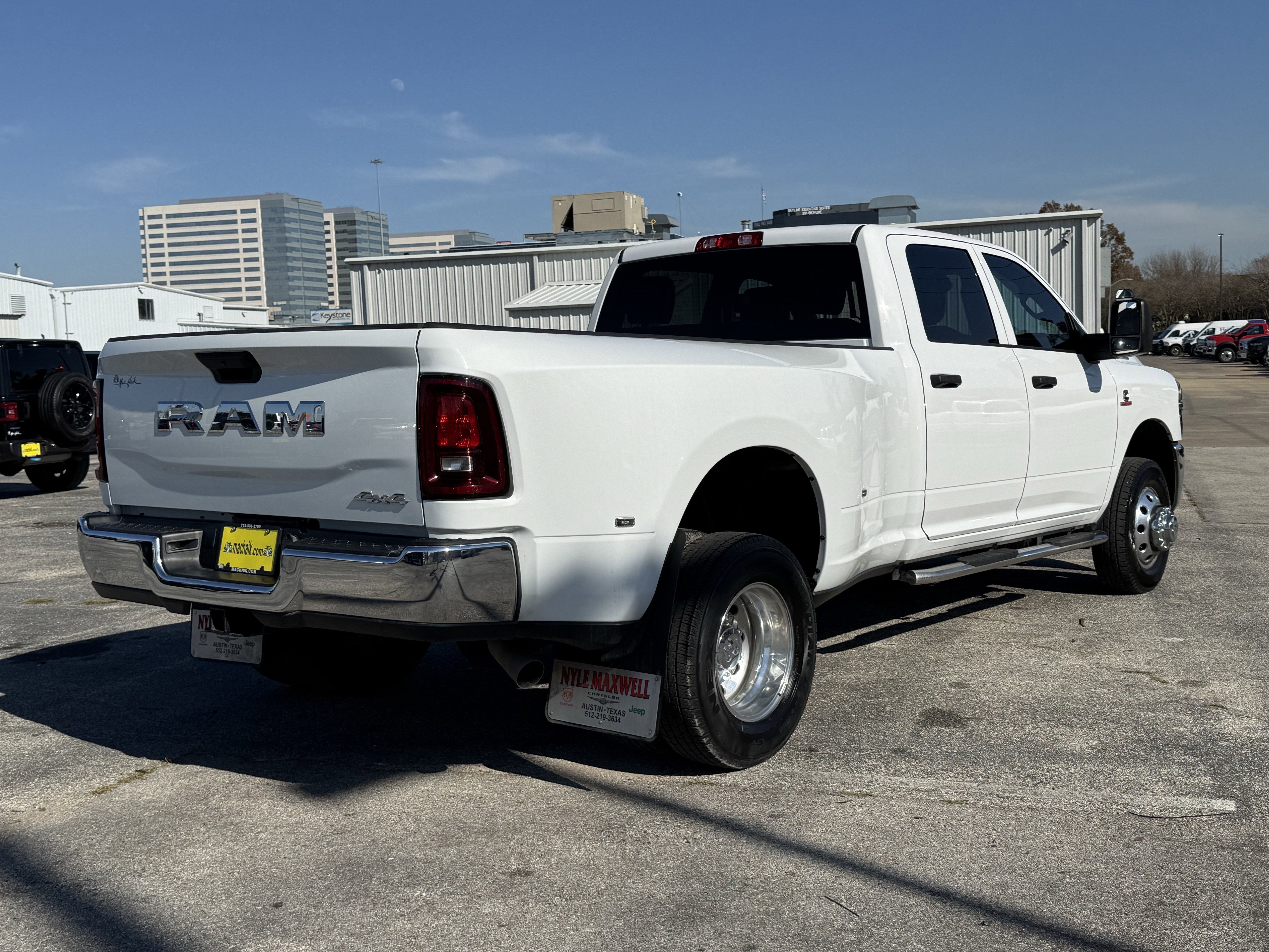 2025 RAM 3500 Tradesman Crew Cab 4x4 8' Box