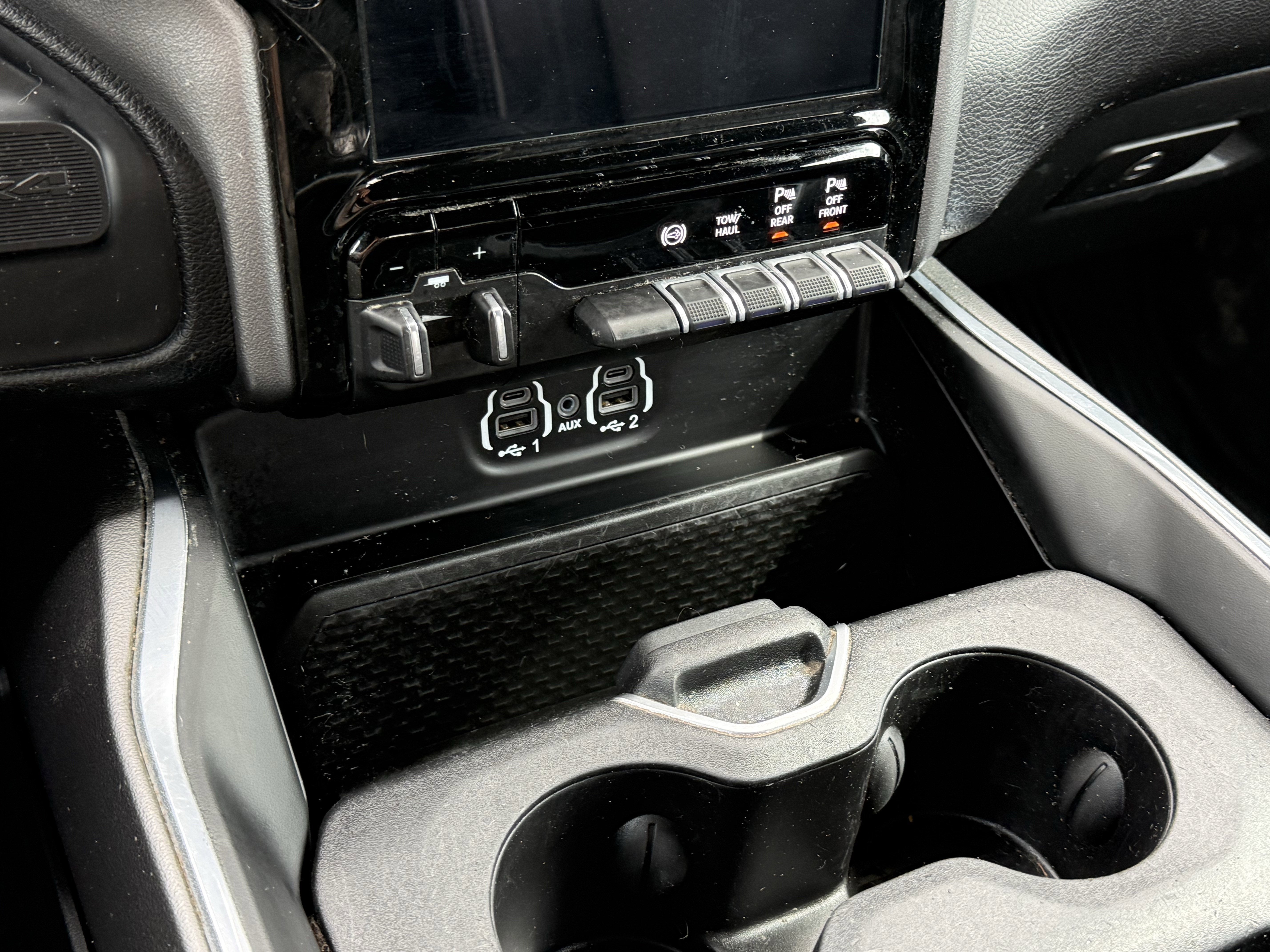 2024 RAM 3500 LARAMIE