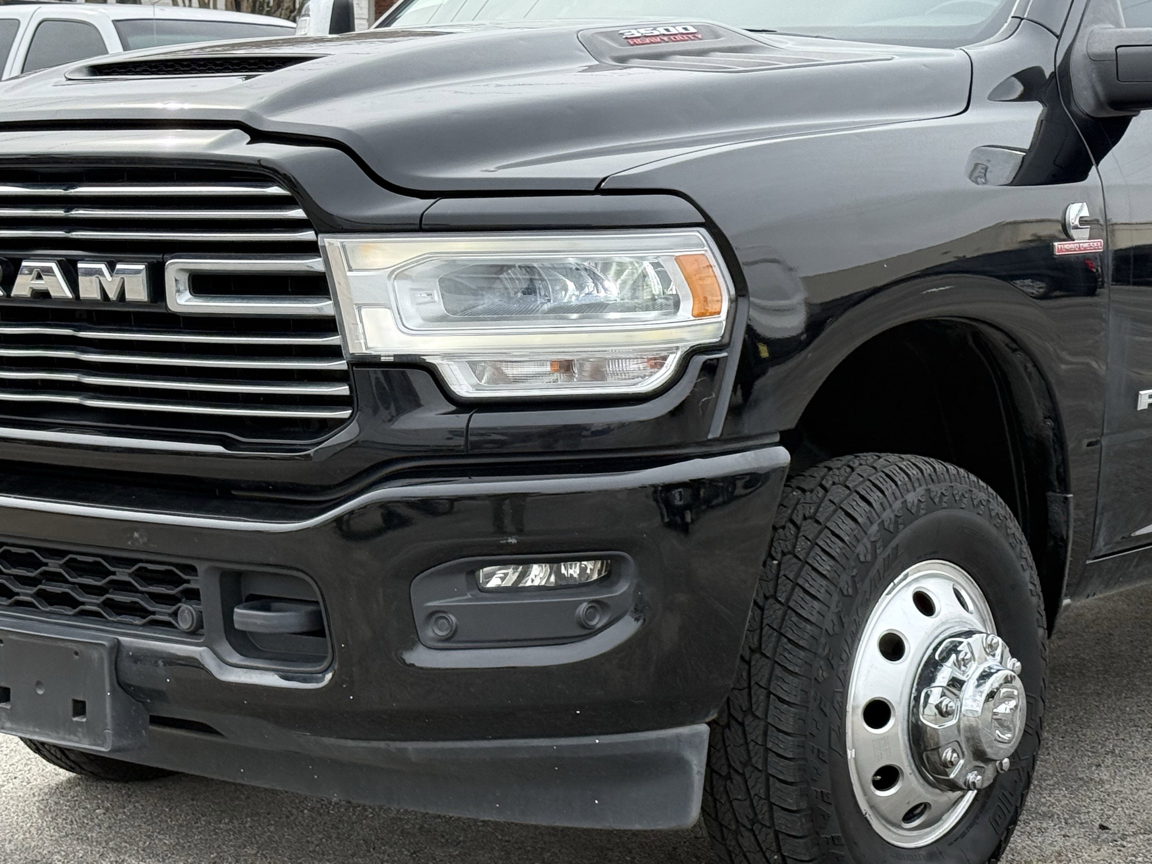 2024 RAM 3500 LARAMIE