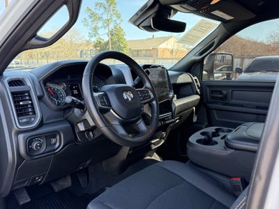 2025 RAM 2500 Tradesman Crew Cab 4x2 6'4' Box