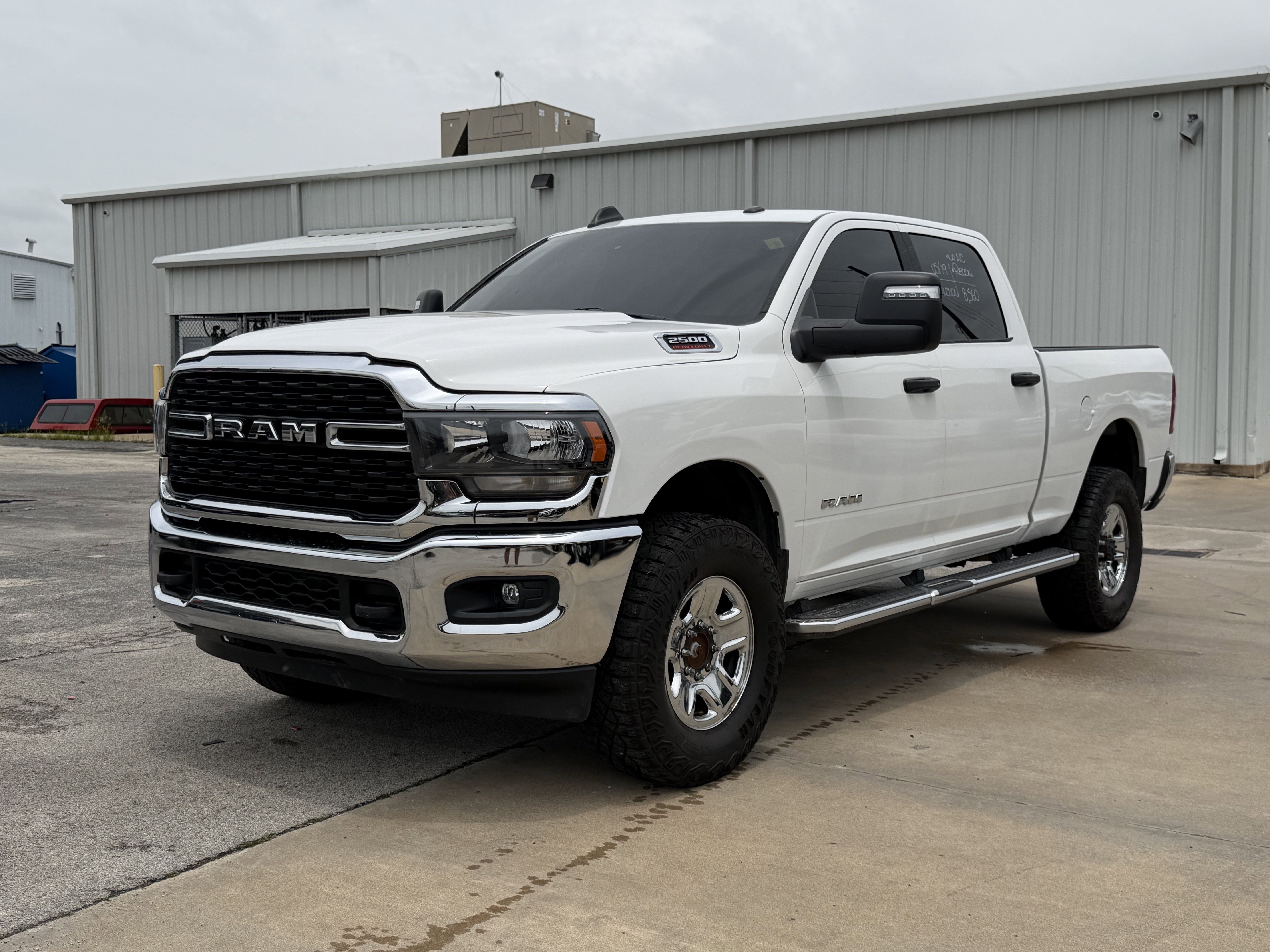 2024 RAM 2500 Big Horn Crew Cab 4x4 6'4' Box