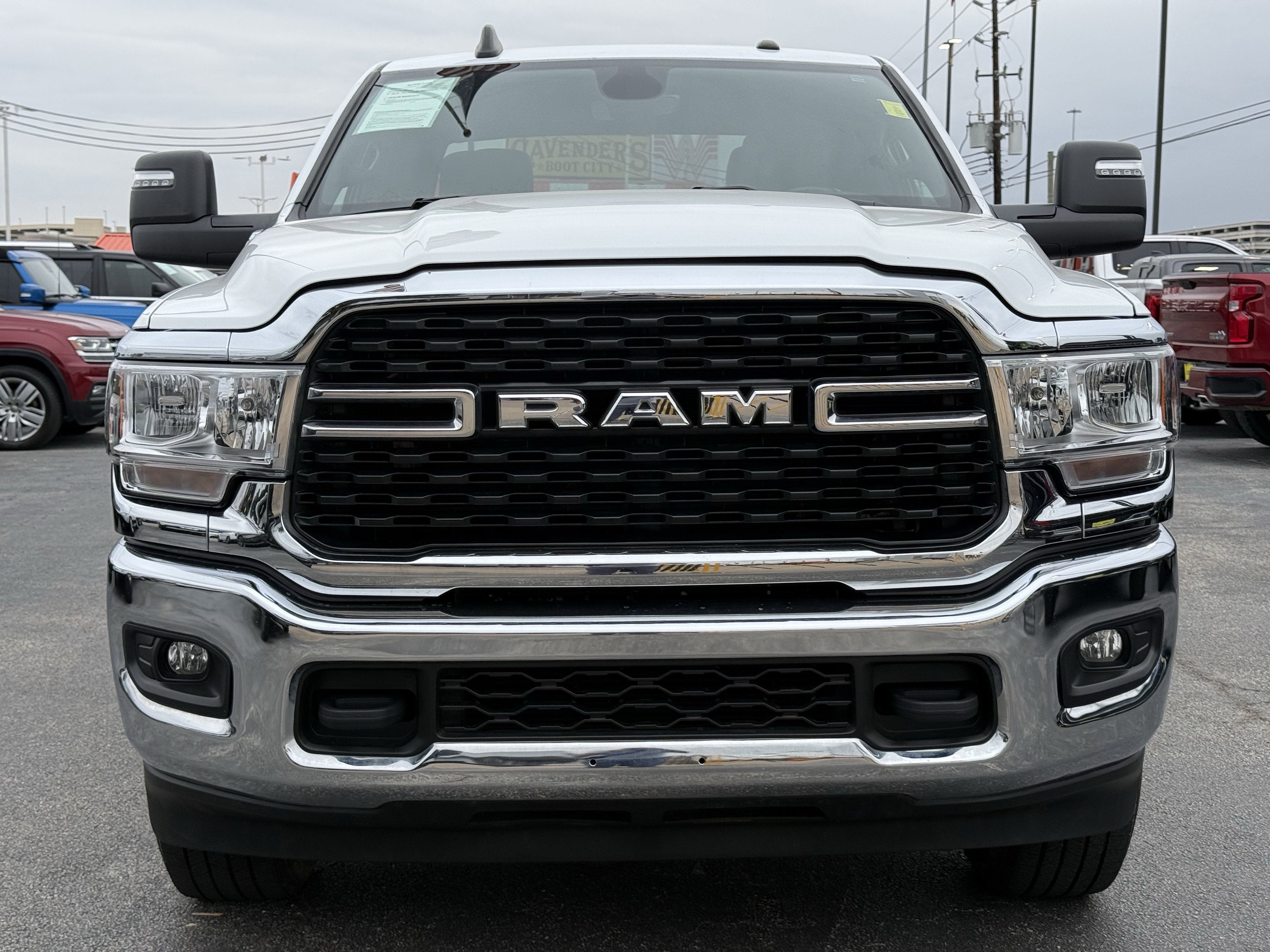 2024 RAM 2500 Big Horn Crew Cab 4x4 6'4' Box