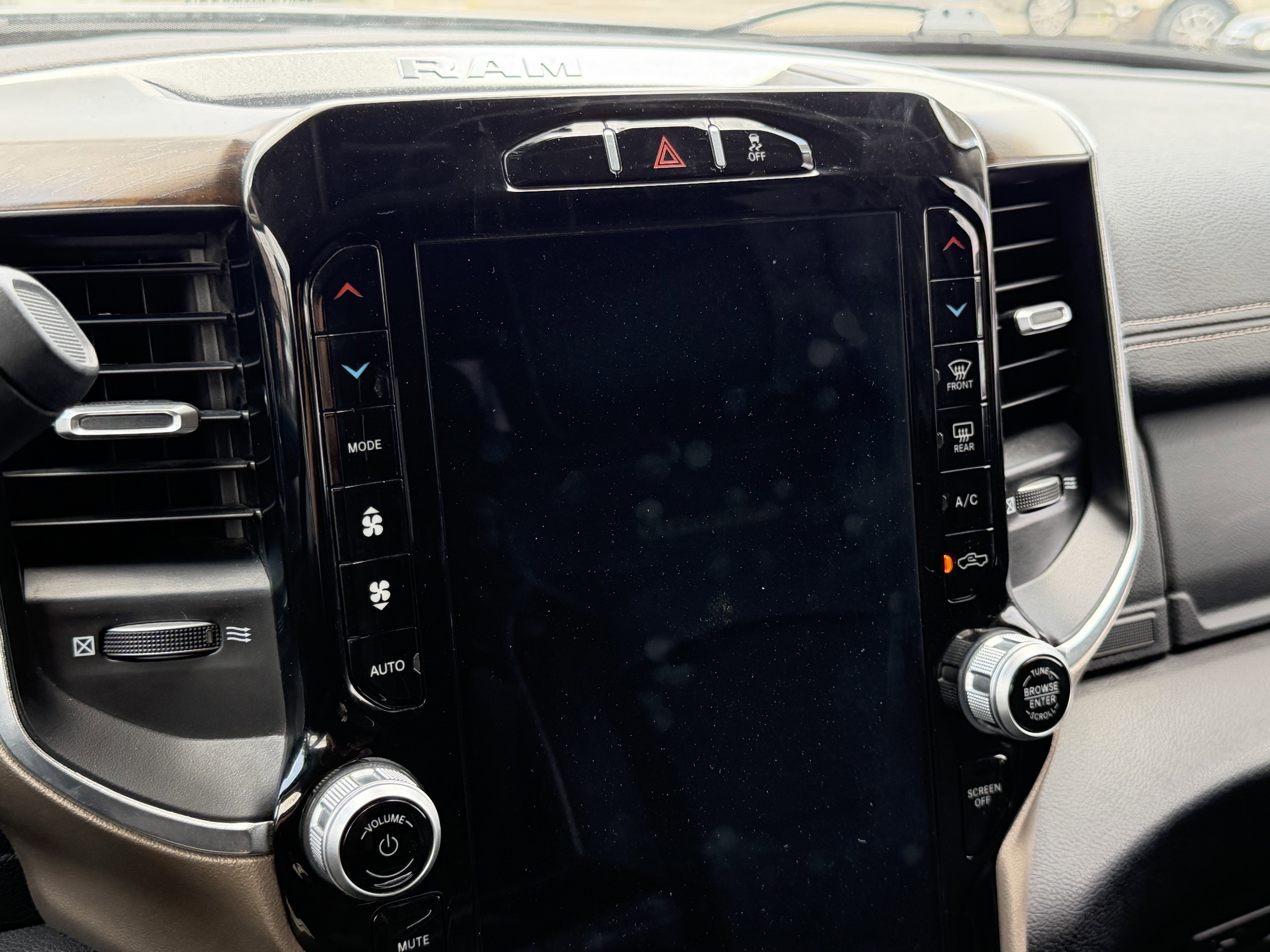 2024 RAM 2500 LARAMIE