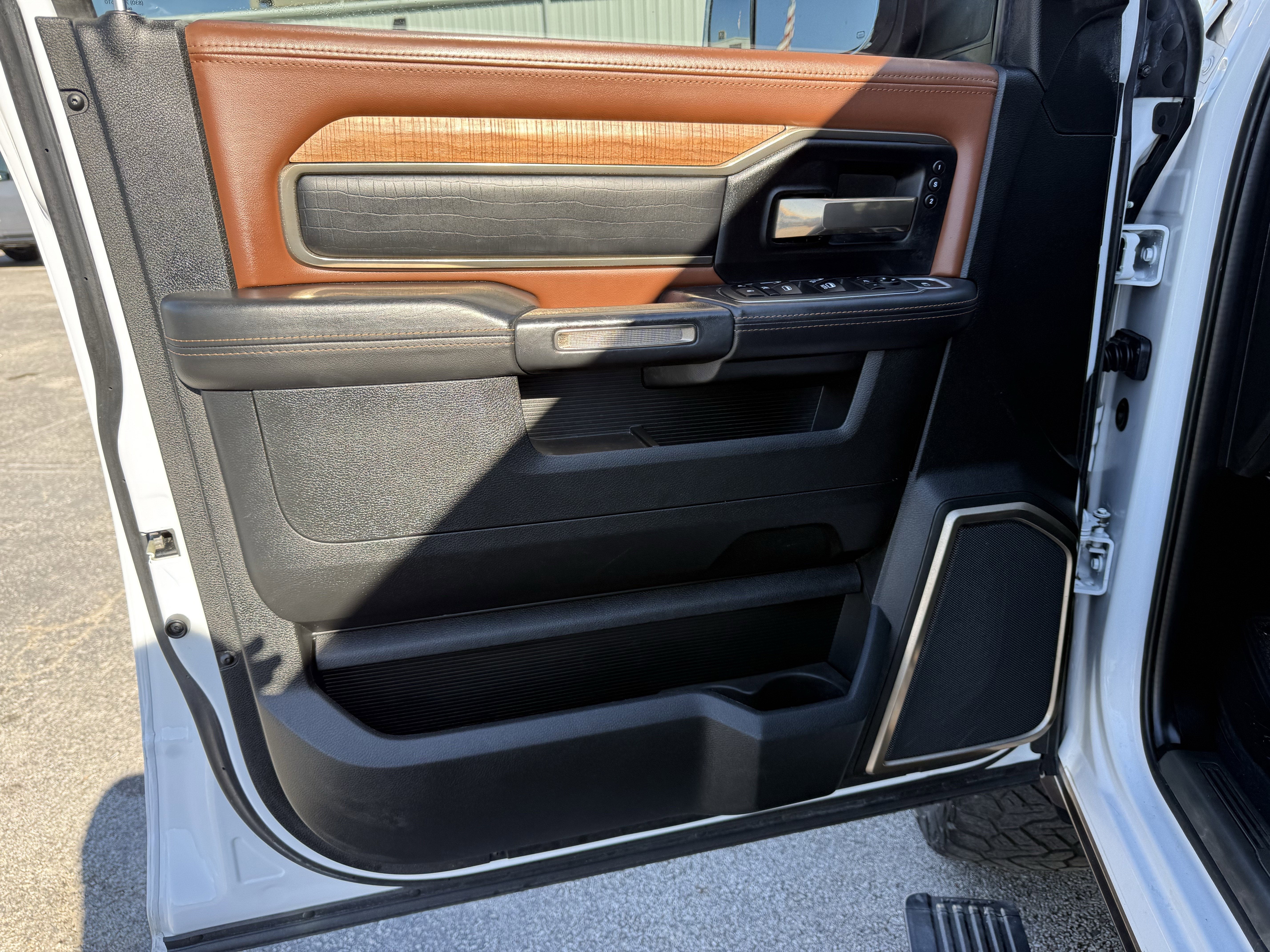 2021 RAM 2500 Limited Longhorn Crew Cab 4x4 6'4' Box