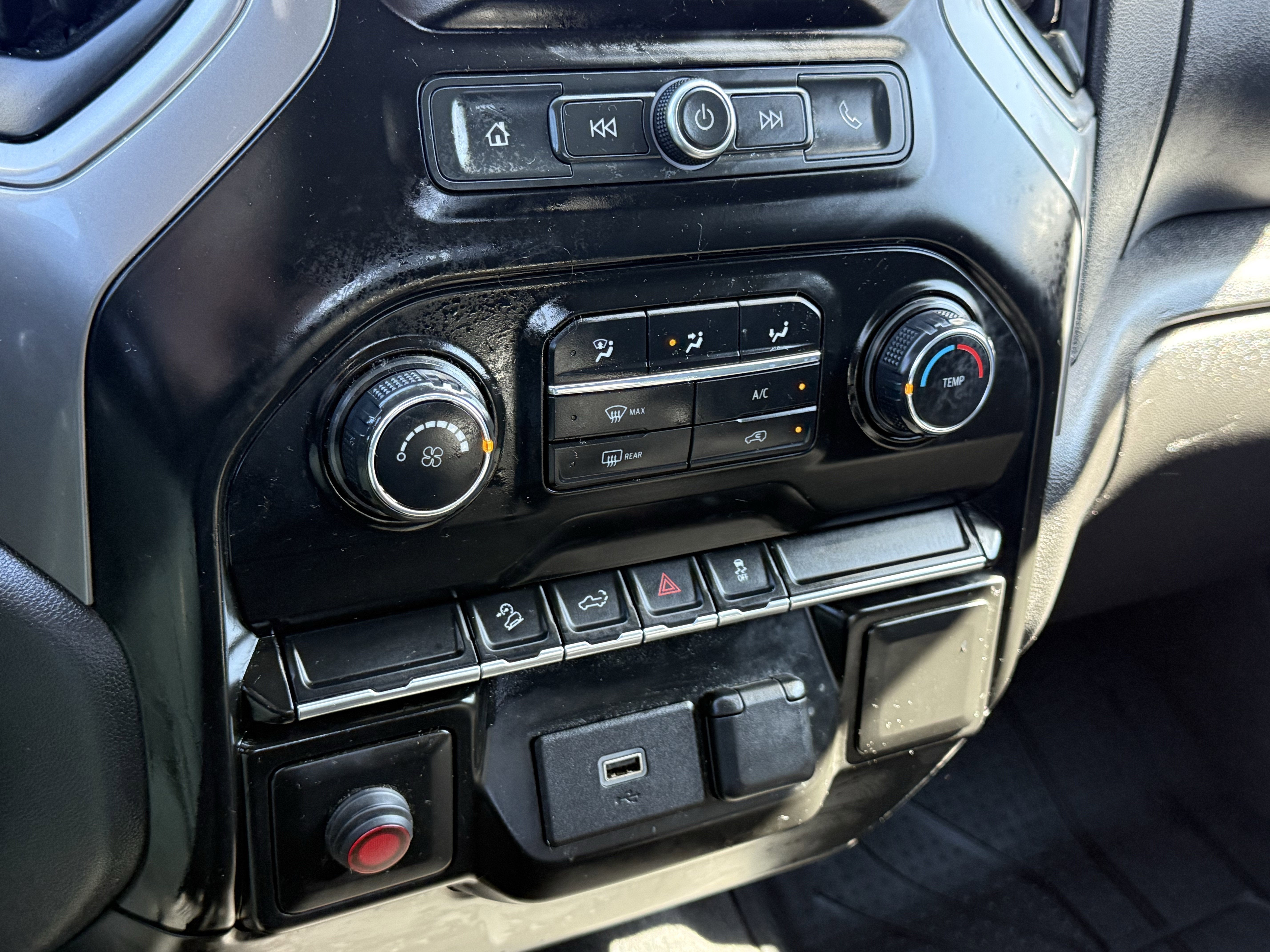 2020 Chevrolet Silverado 1500 4WD Crew Cab Short Bed Custom Trail Boss