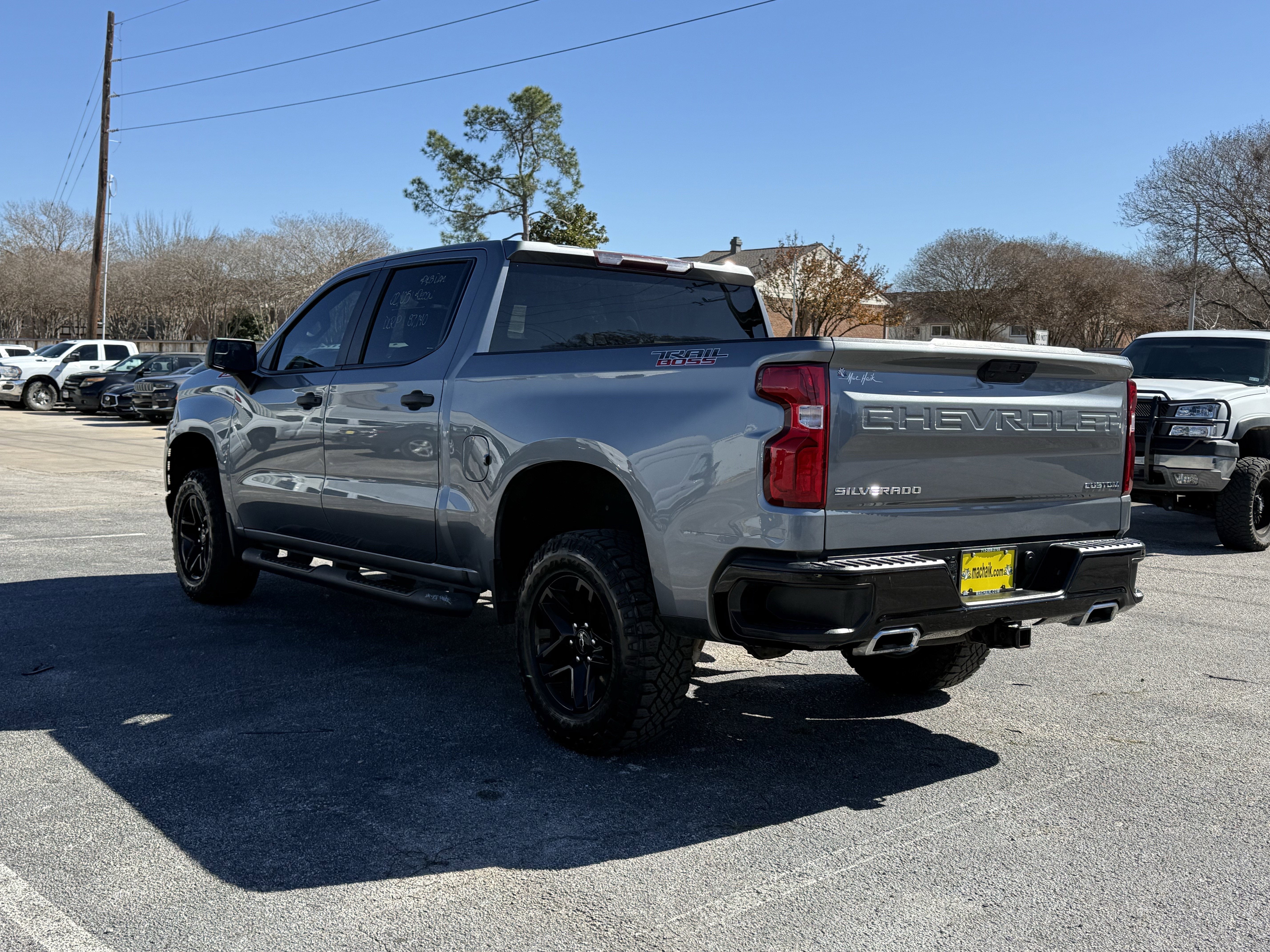 2020 Chevrolet Silverado 1500 4WD Crew Cab Short Bed Custom Trail Boss
