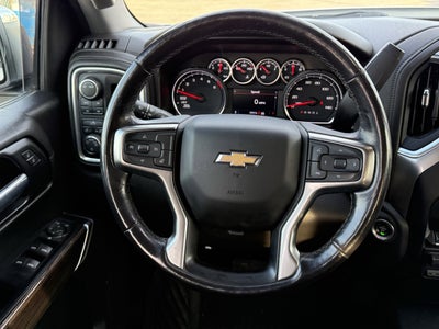 2021 Chevrolet Silverado 1500 4WD Crew Cab Short Bed LT