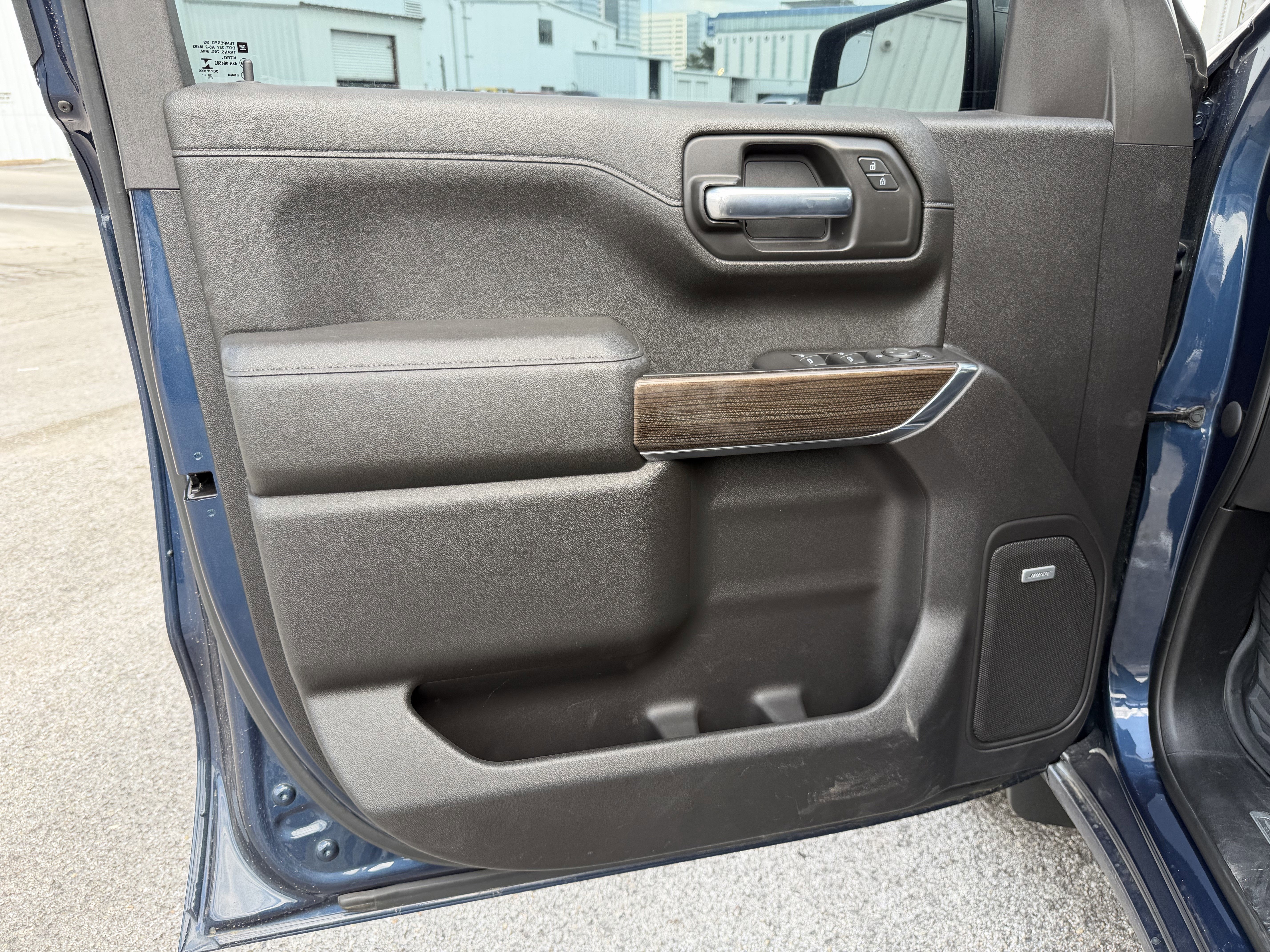 2021 Chevrolet Silverado 1500 4WD Crew Cab Short Bed RST