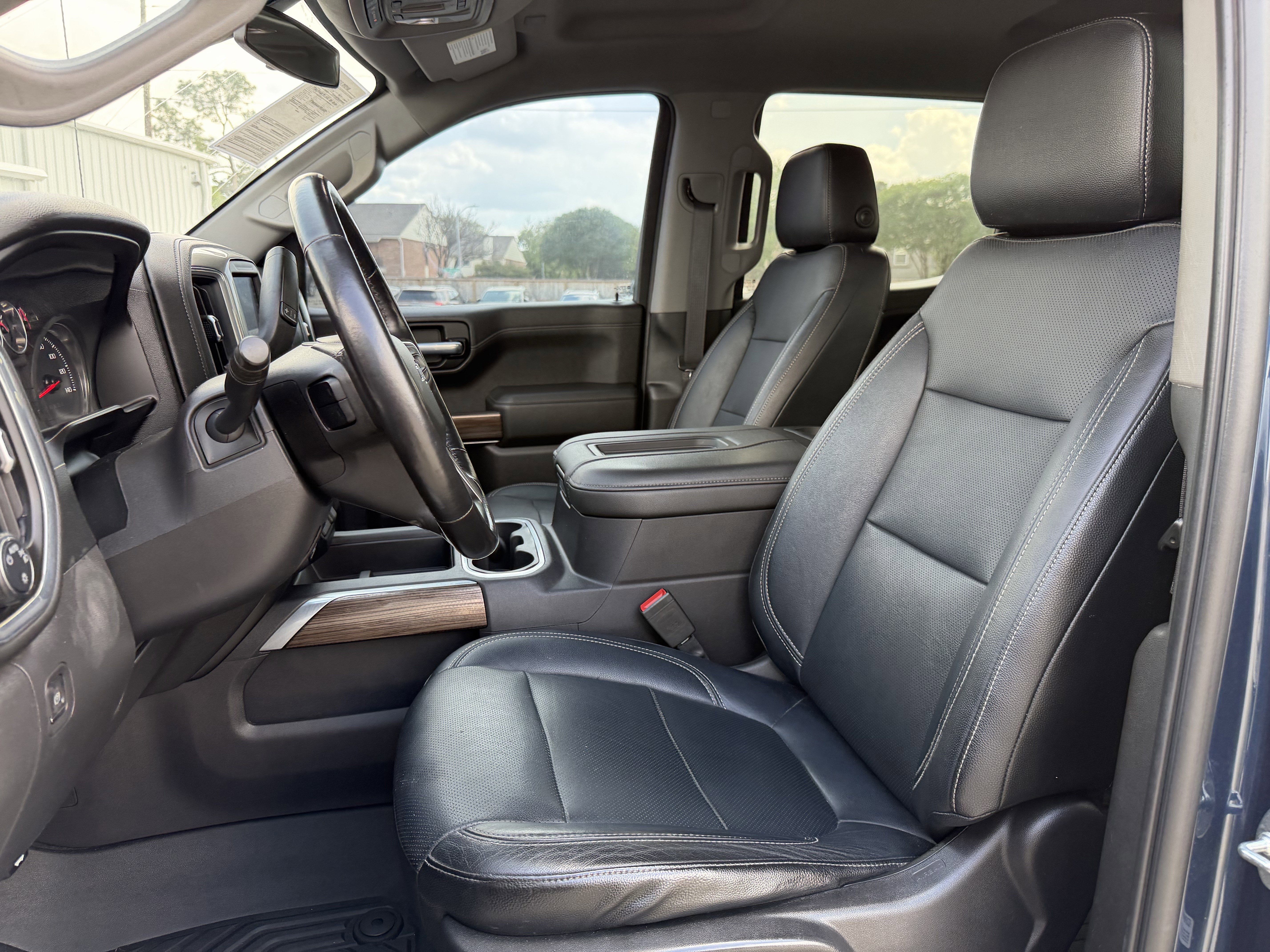 2021 Chevrolet Silverado 1500 4WD Crew Cab Short Bed RST