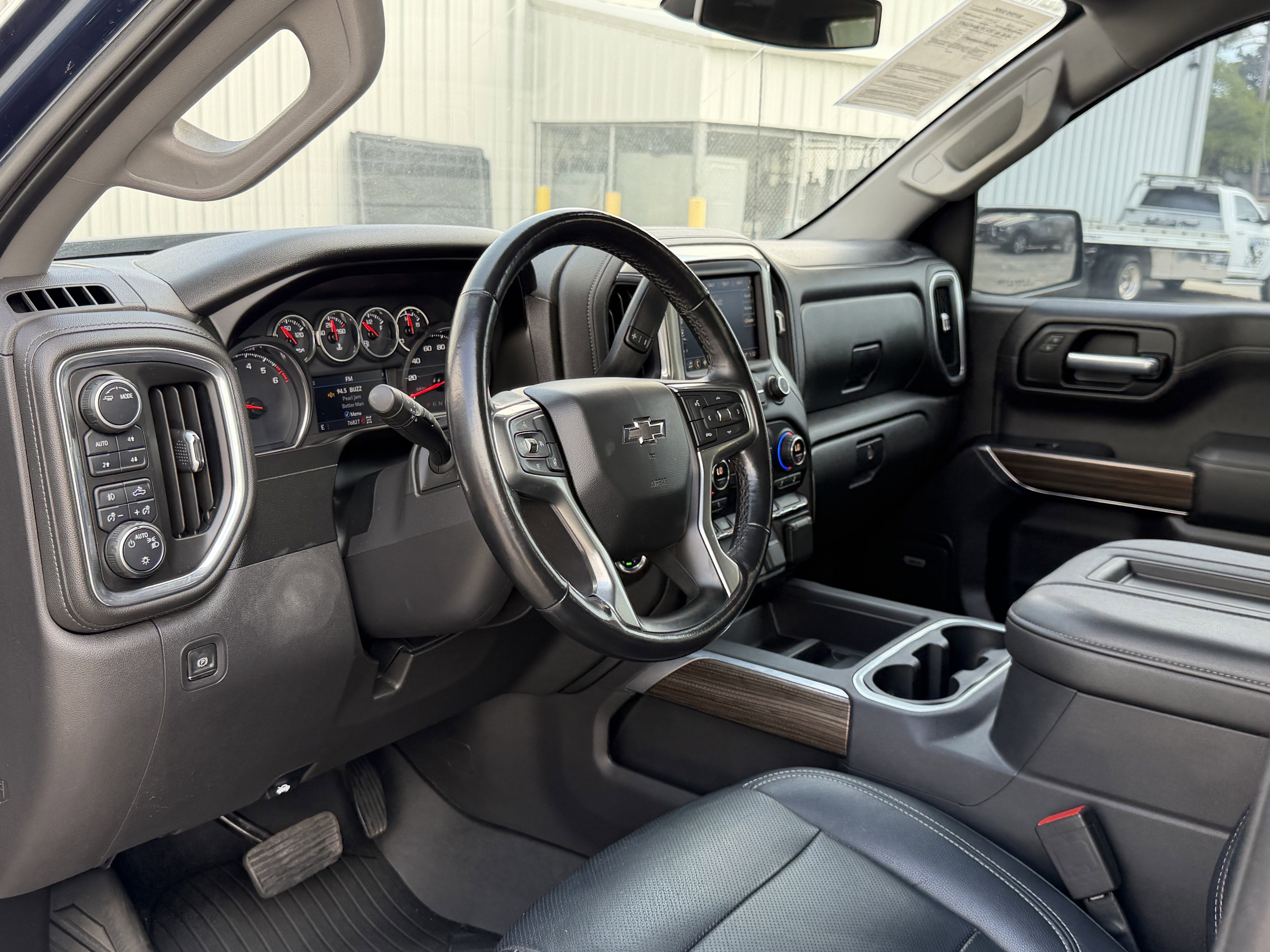 2021 Chevrolet Silverado 1500 4WD Crew Cab Short Bed RST