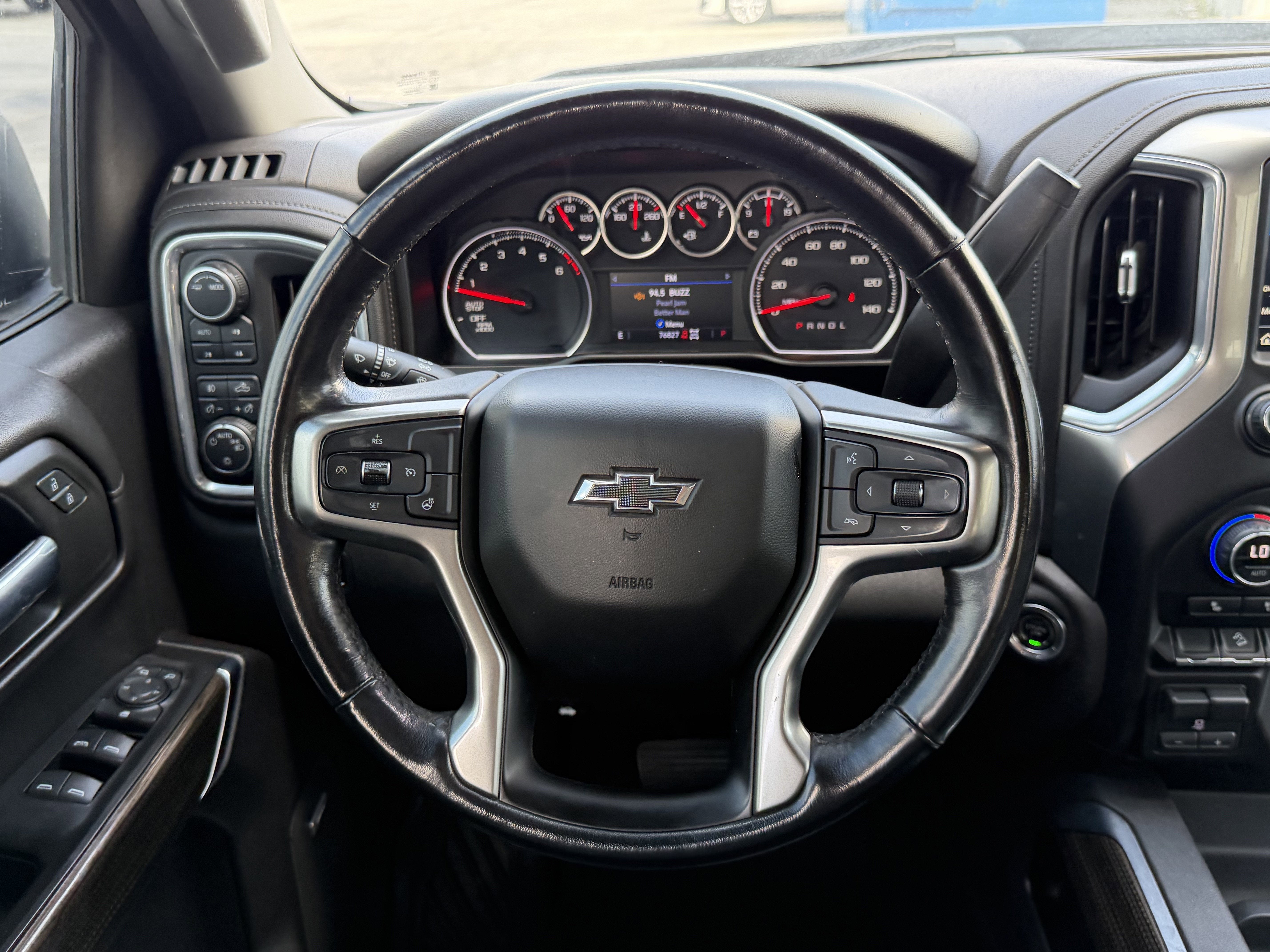 2021 Chevrolet Silverado 1500 4WD Crew Cab Short Bed RST