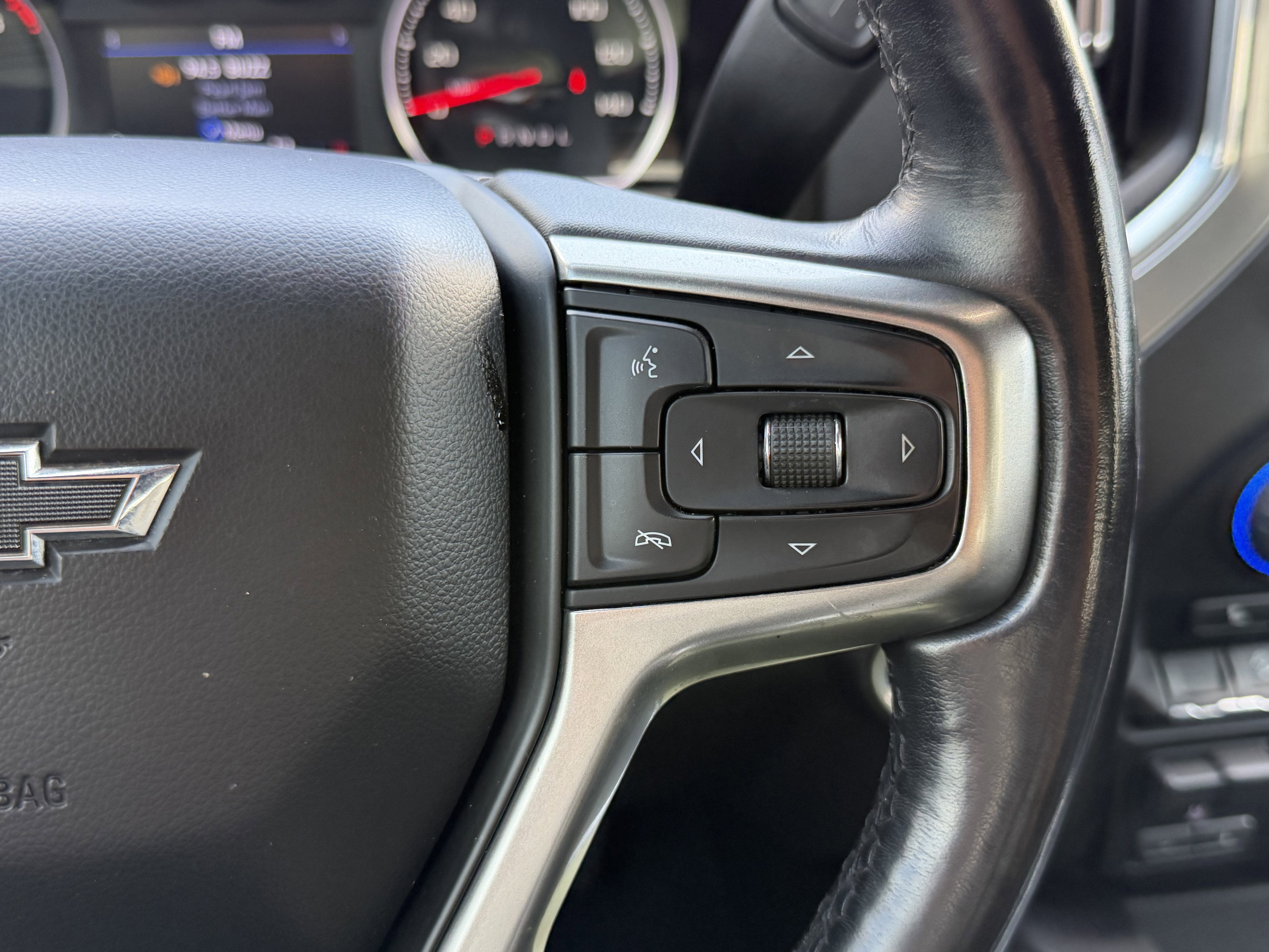 2021 Chevrolet Silverado 1500 4WD Crew Cab Short Bed RST