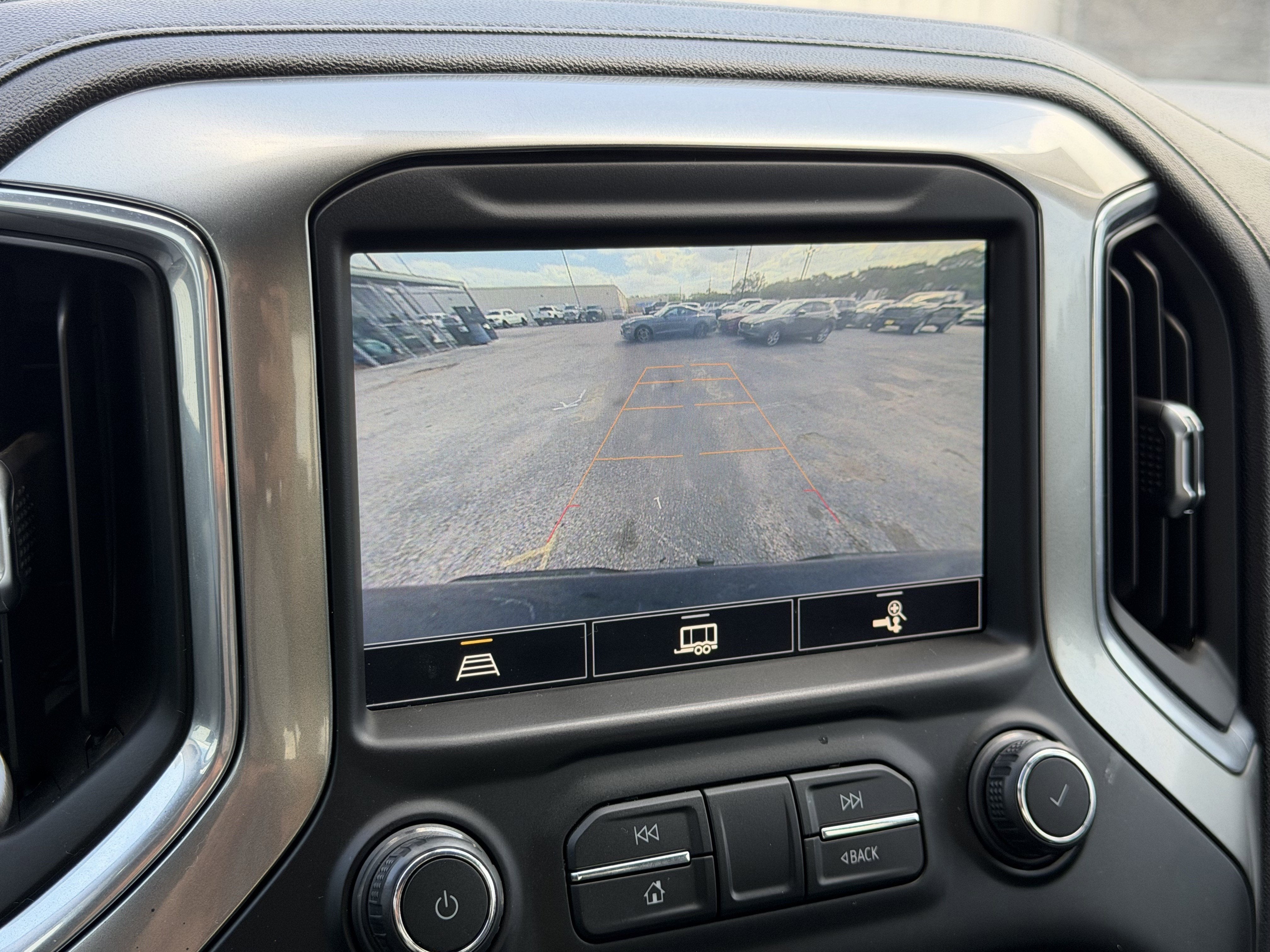 2021 Chevrolet Silverado 1500 4WD Crew Cab Short Bed RST