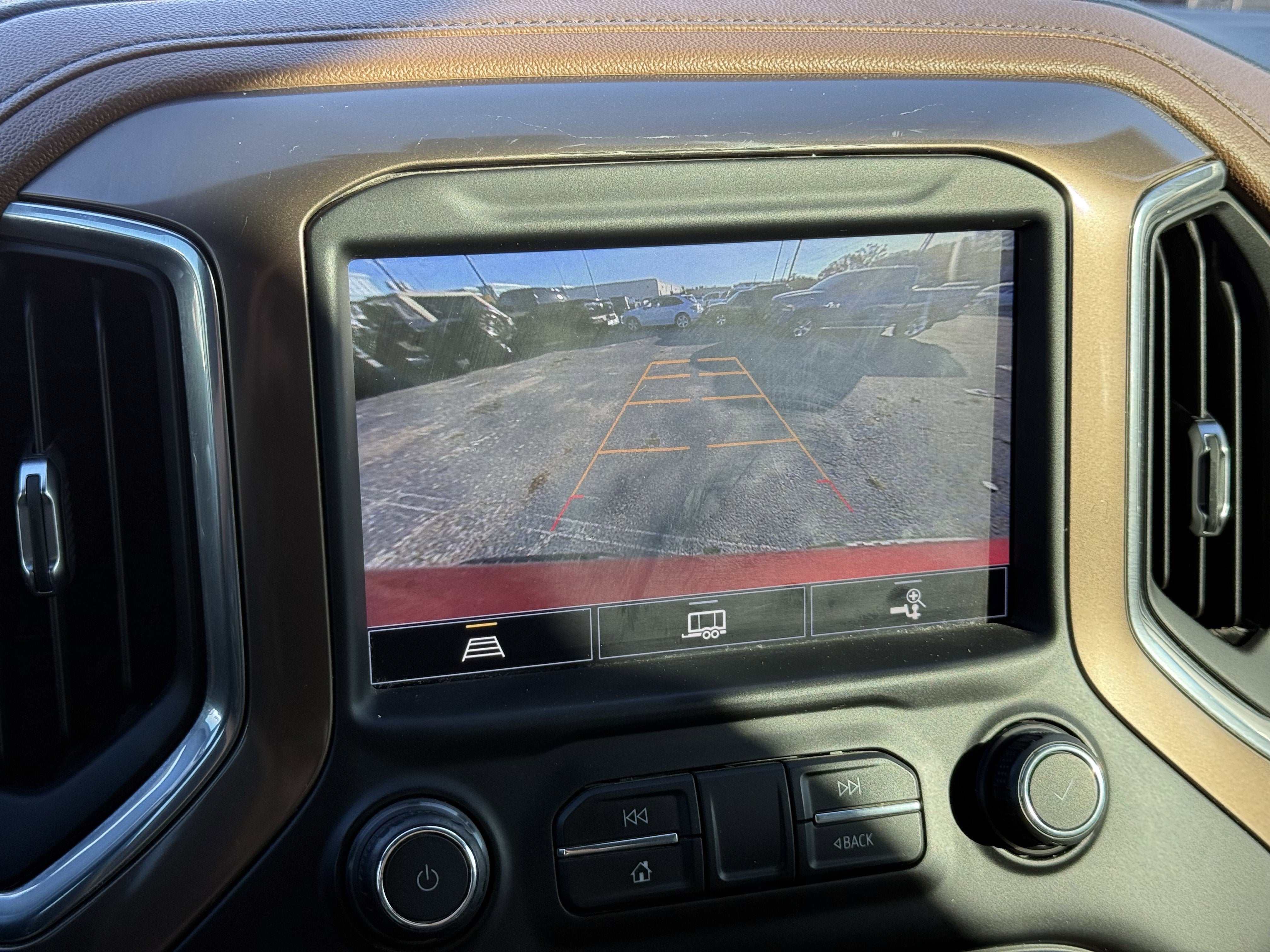 2021 Chevrolet Silverado 1500 4WD Crew Cab Short Bed High Country