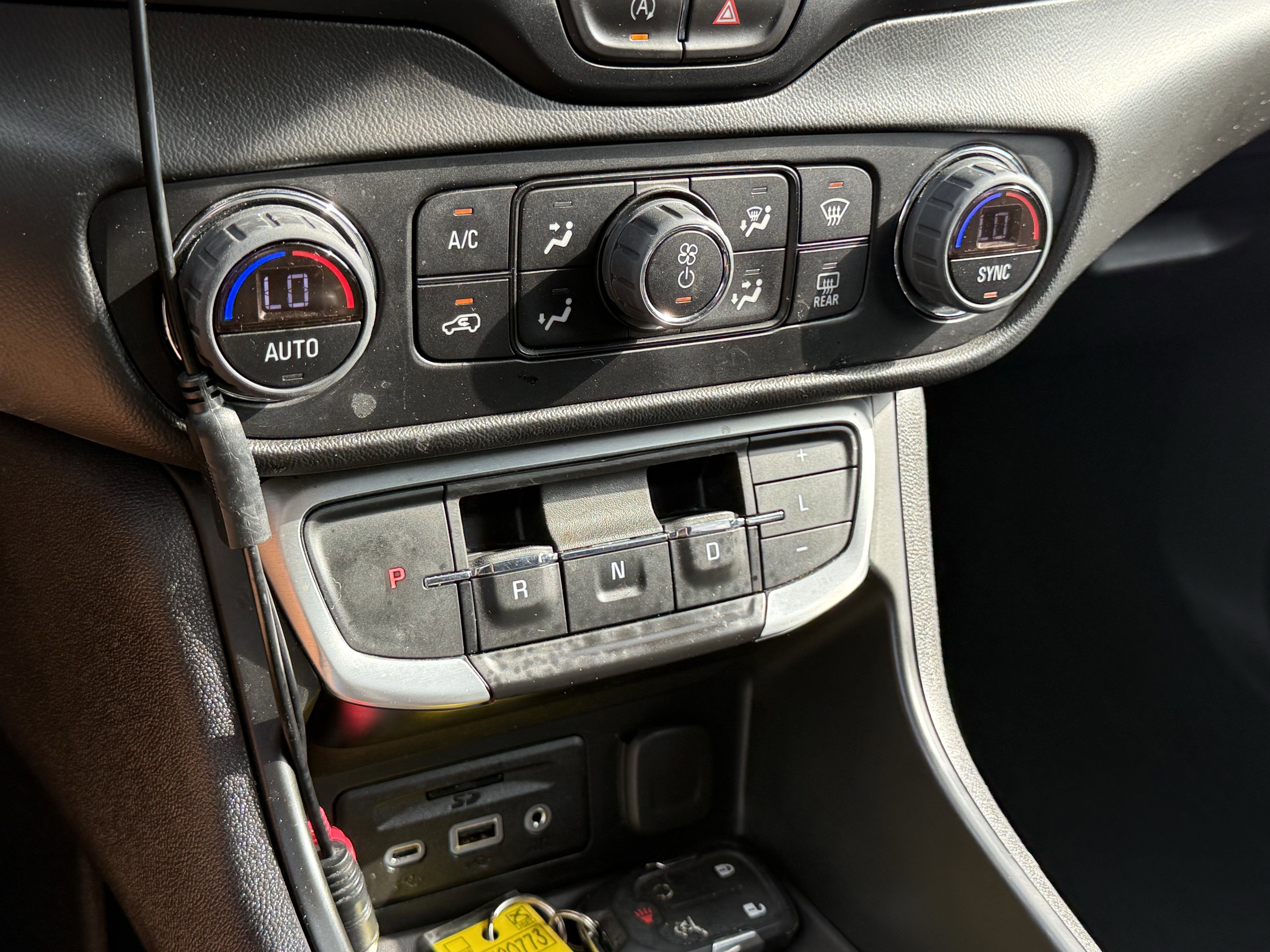 2022 GMC Terrain FWD SLE