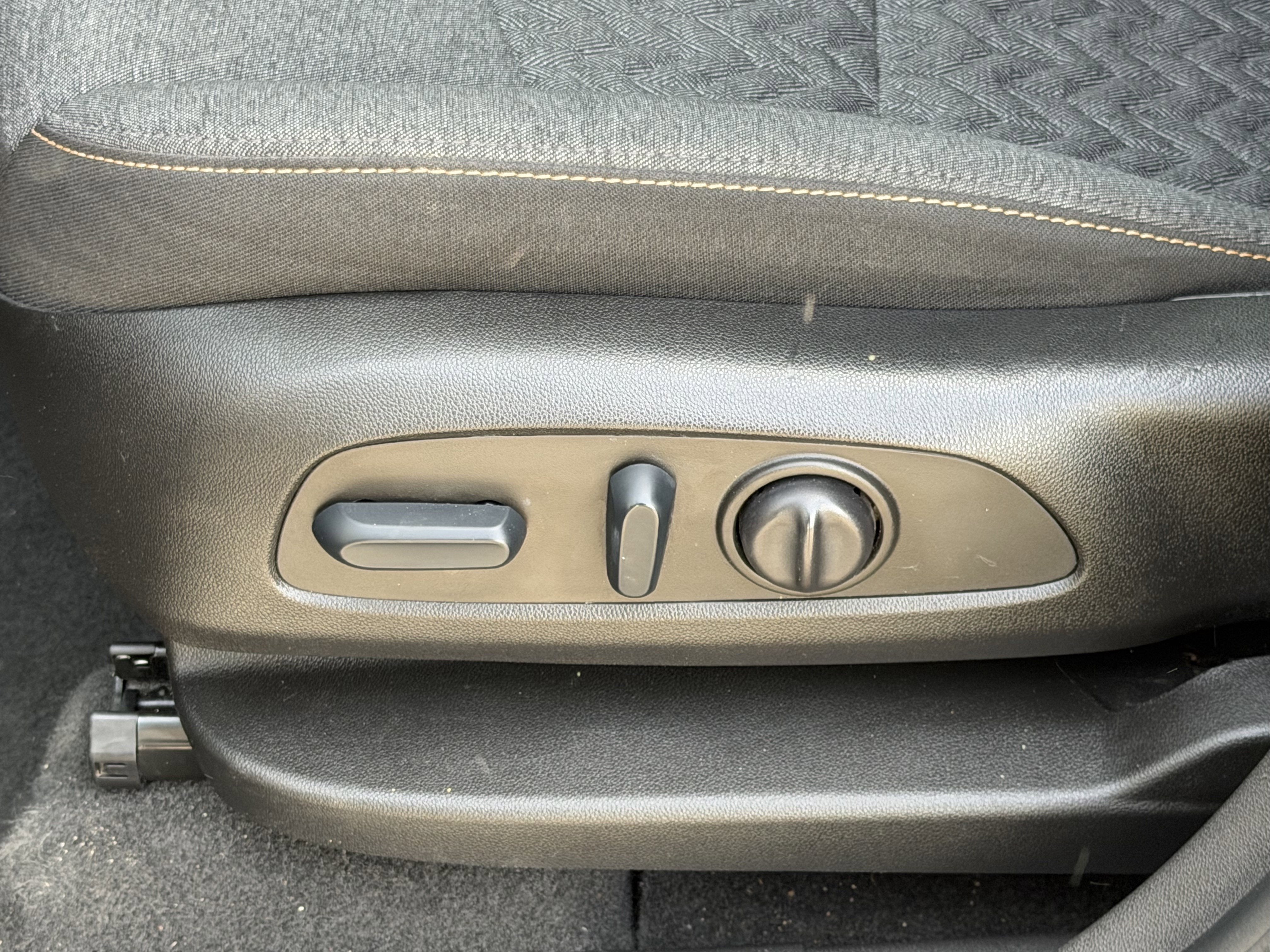 2022 Chevrolet Equinox FWD LT
