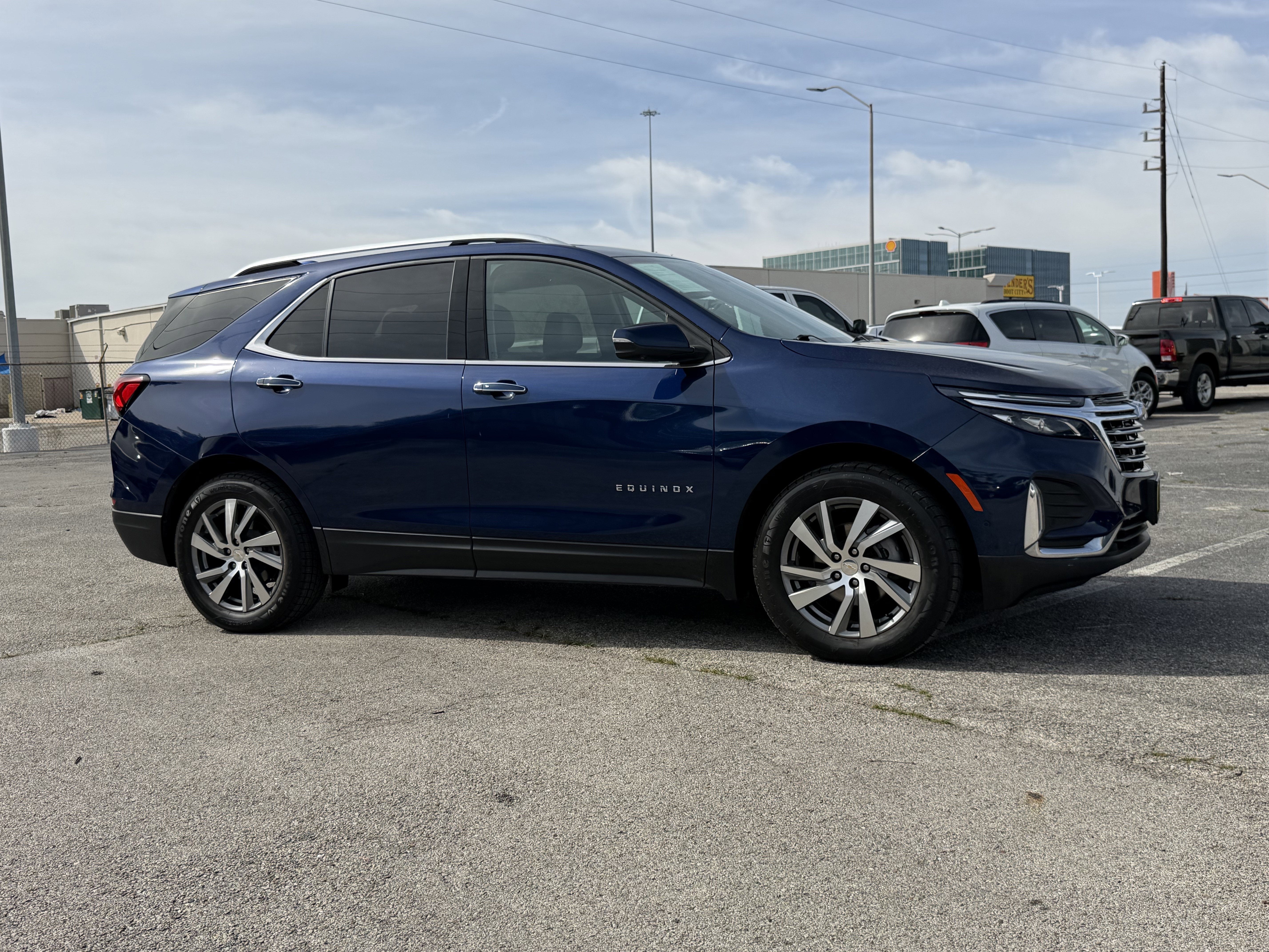 2023 Chevrolet Equinox FWD Premier