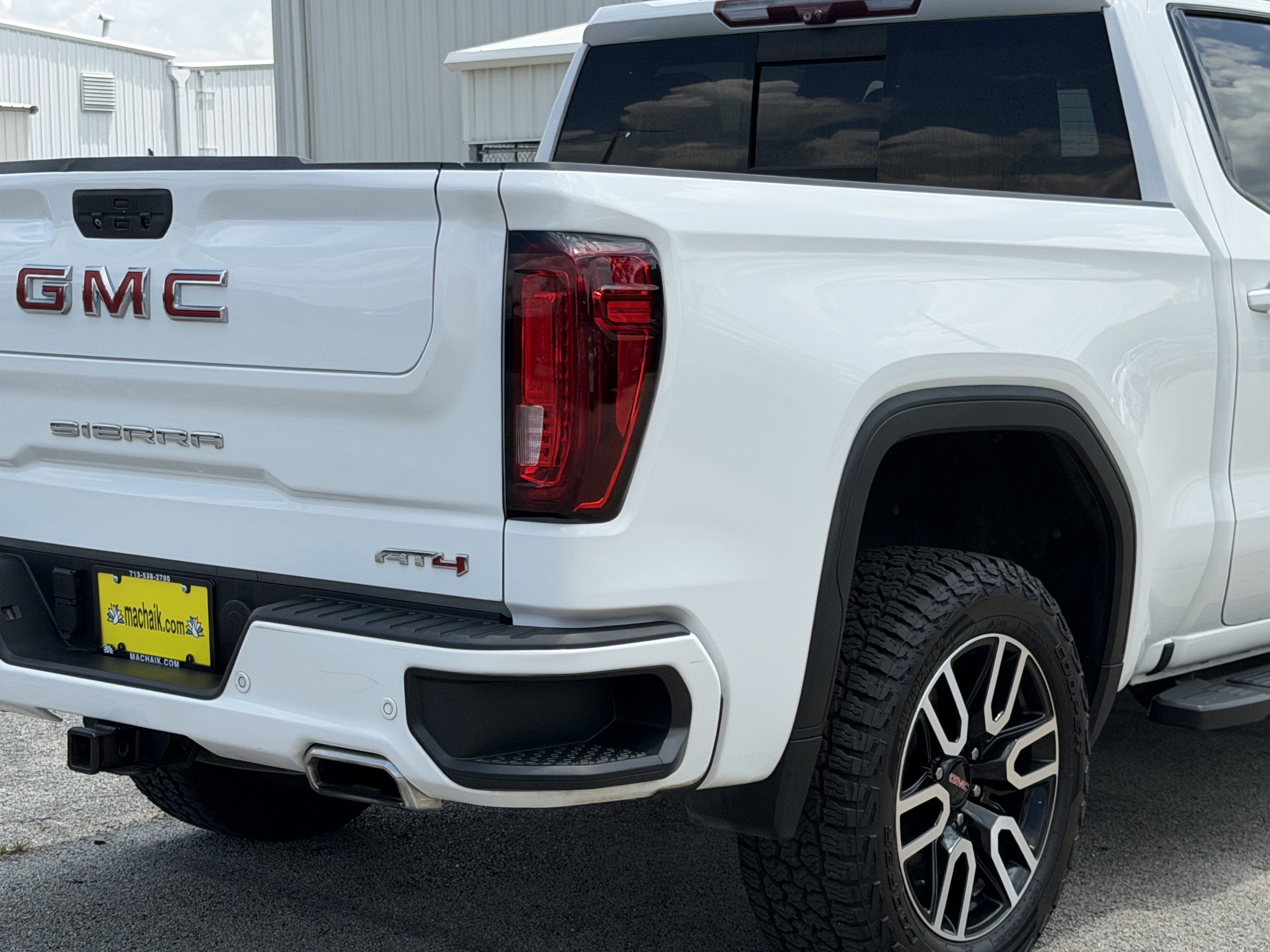 2020 GMC Sierra 1500 4WD Crew Cab Short Box AT4