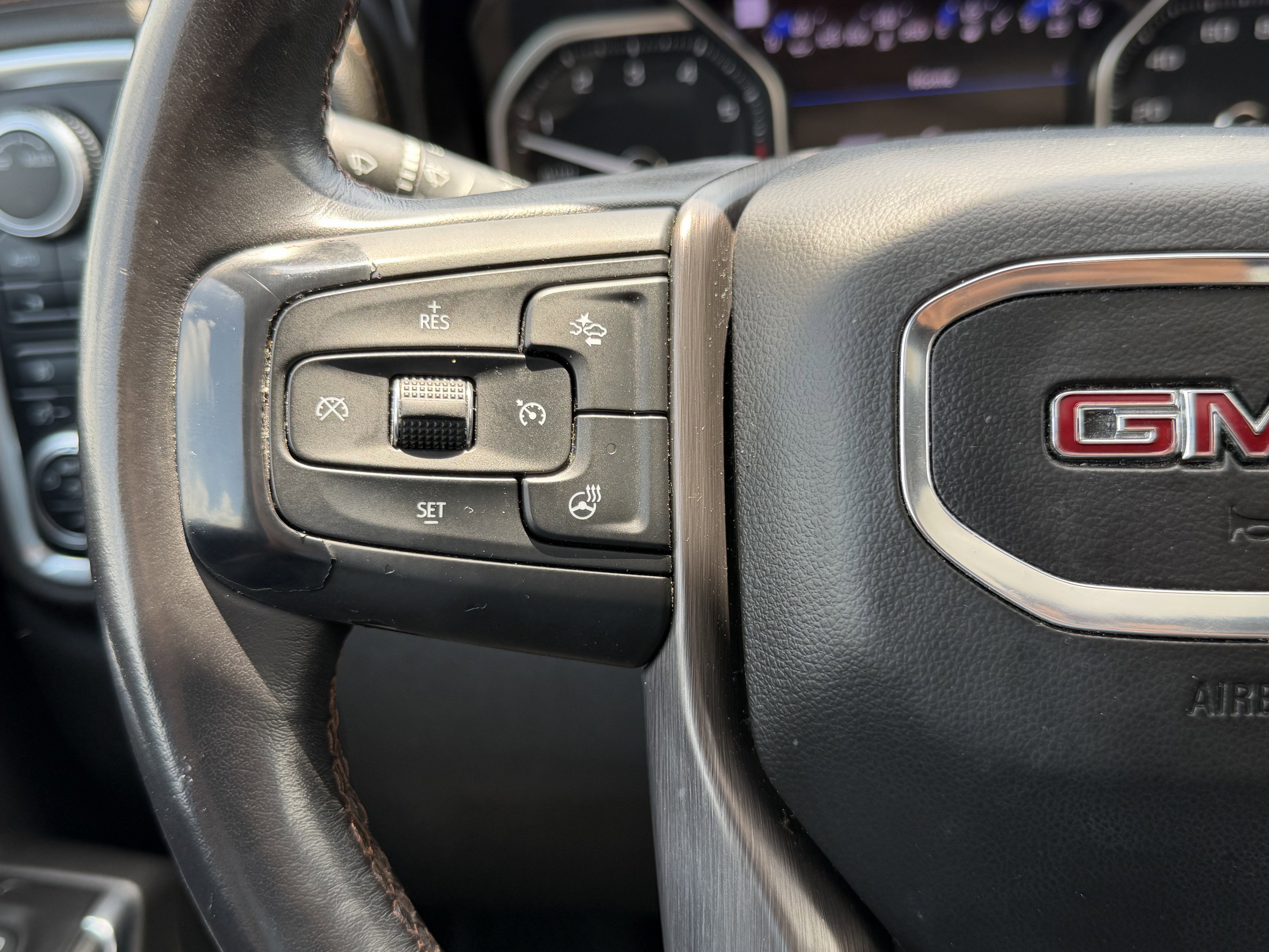 2020 GMC Sierra 1500 4WD Crew Cab Short Box AT4