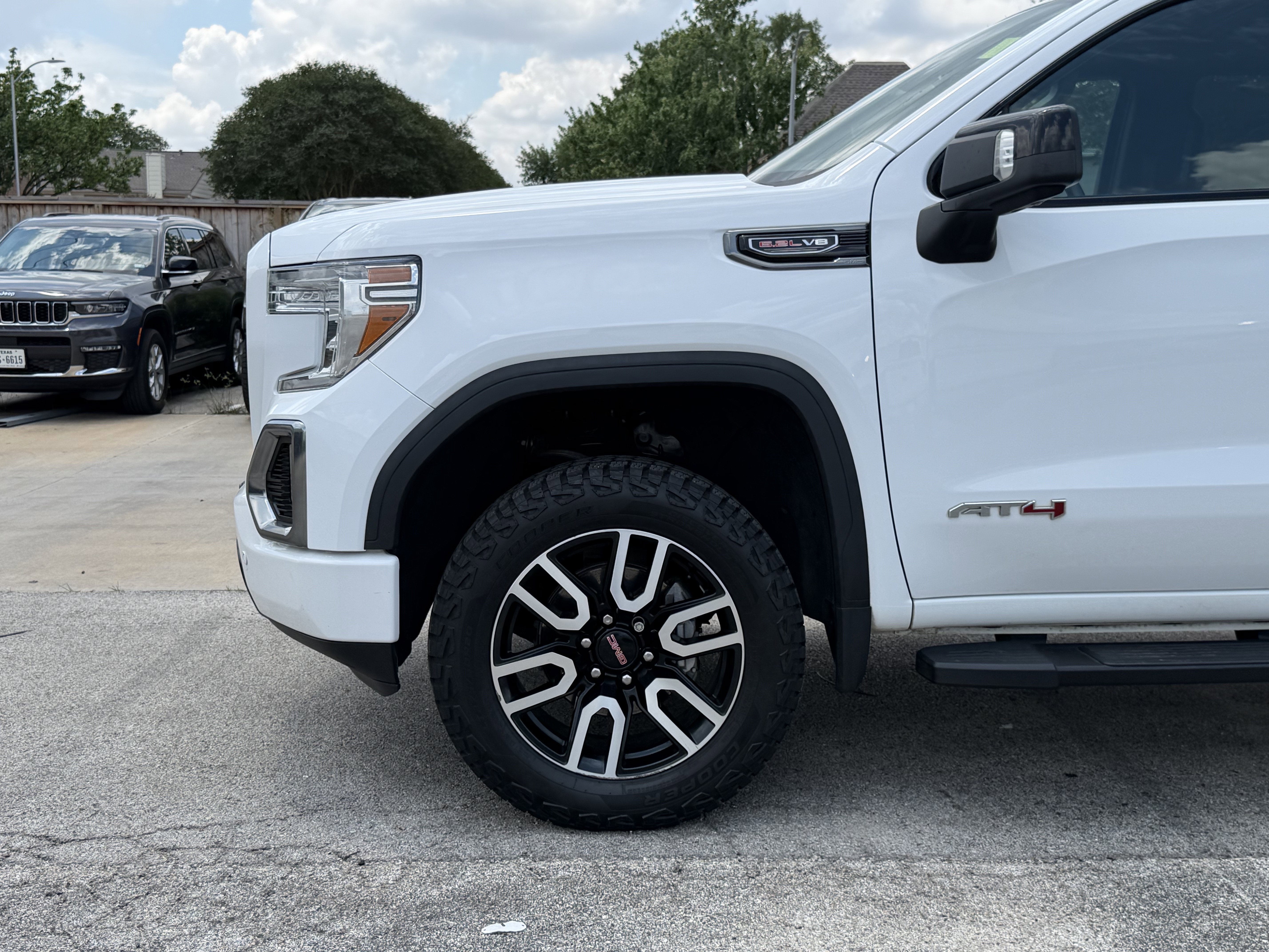 2020 GMC Sierra 1500 4WD Crew Cab Short Box AT4
