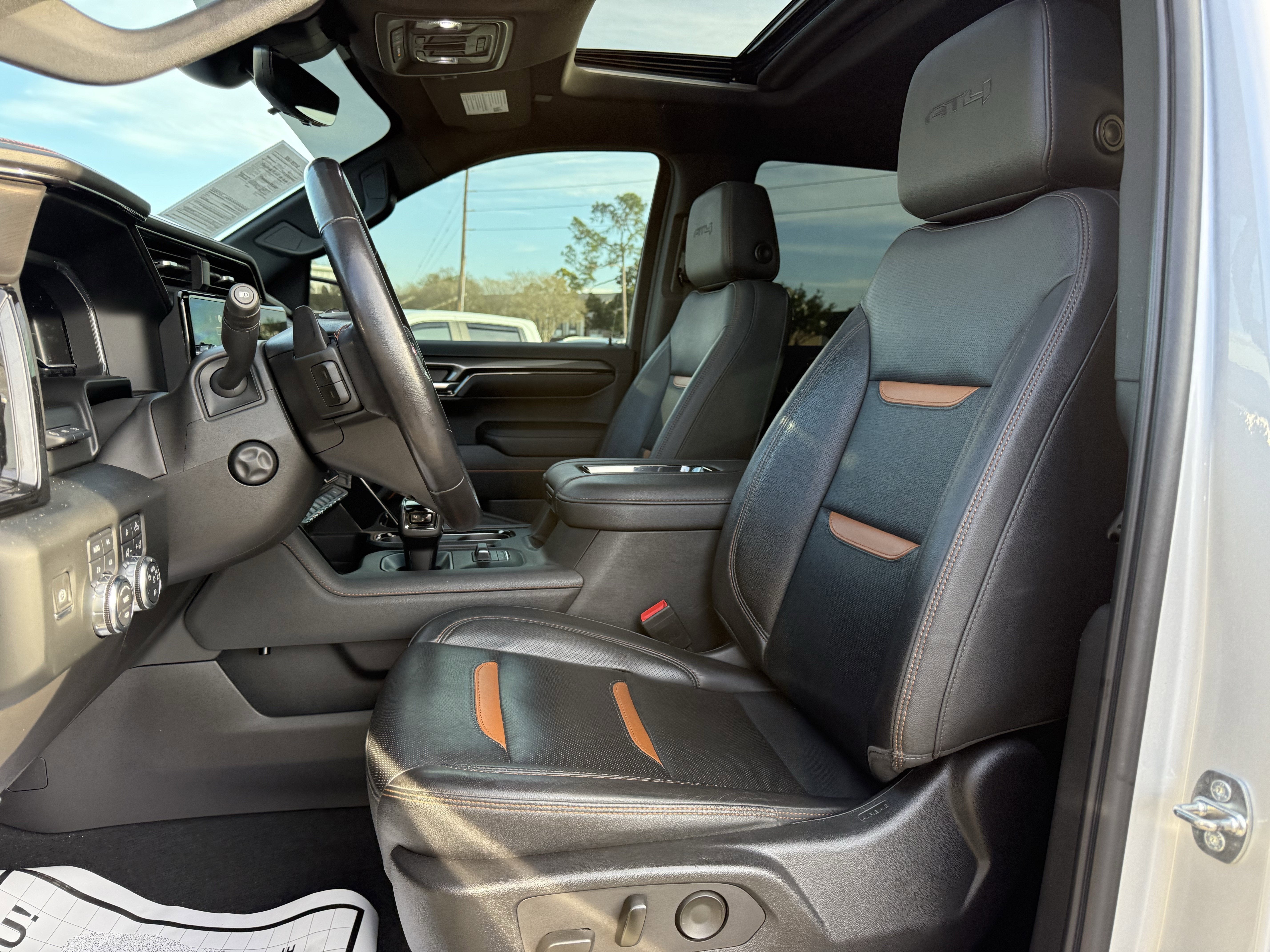 2022 GMC Sierra 1500 4WD Crew Cab Short Box AT4