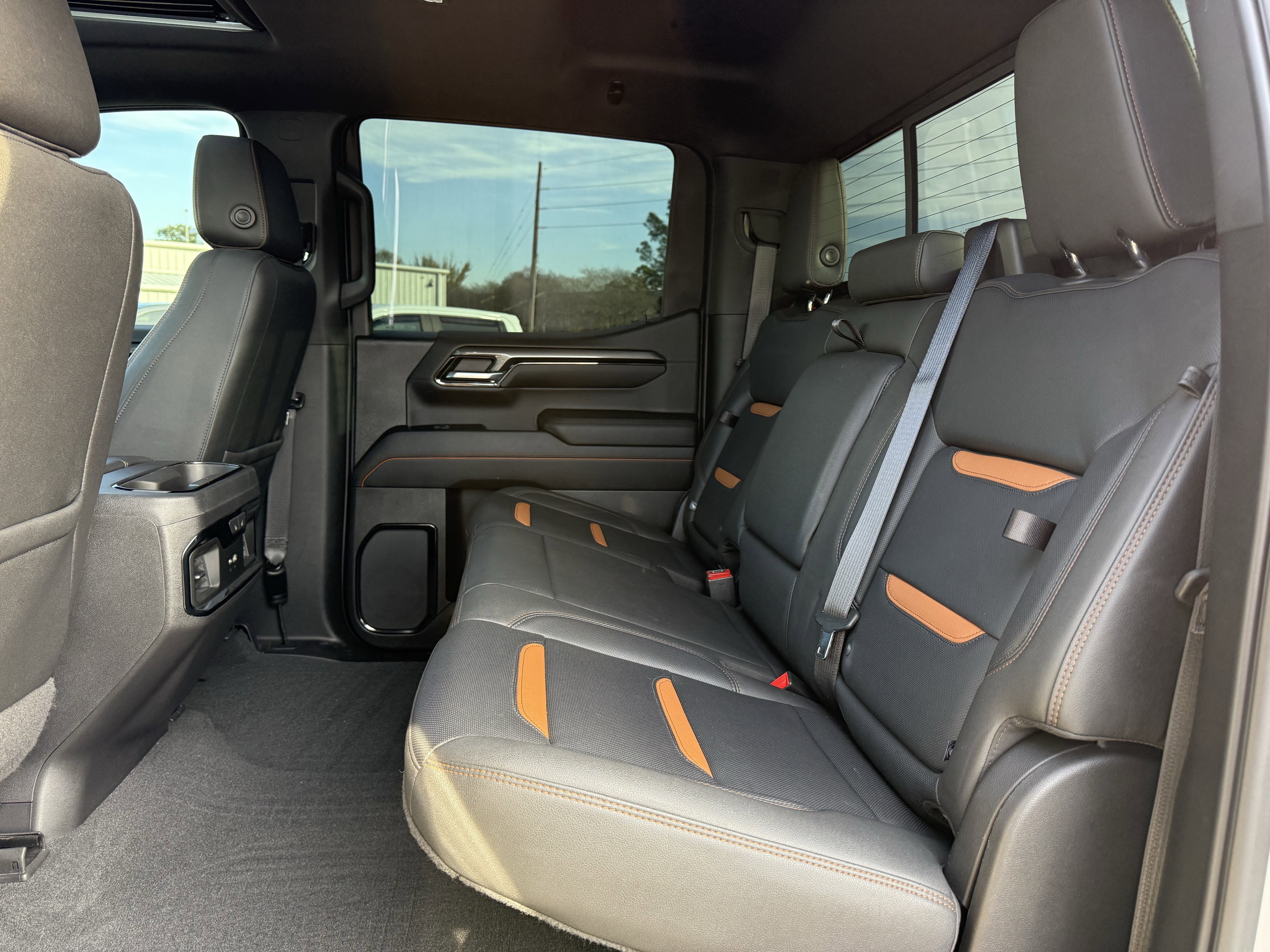 2022 GMC Sierra 1500 4WD Crew Cab Short Box AT4