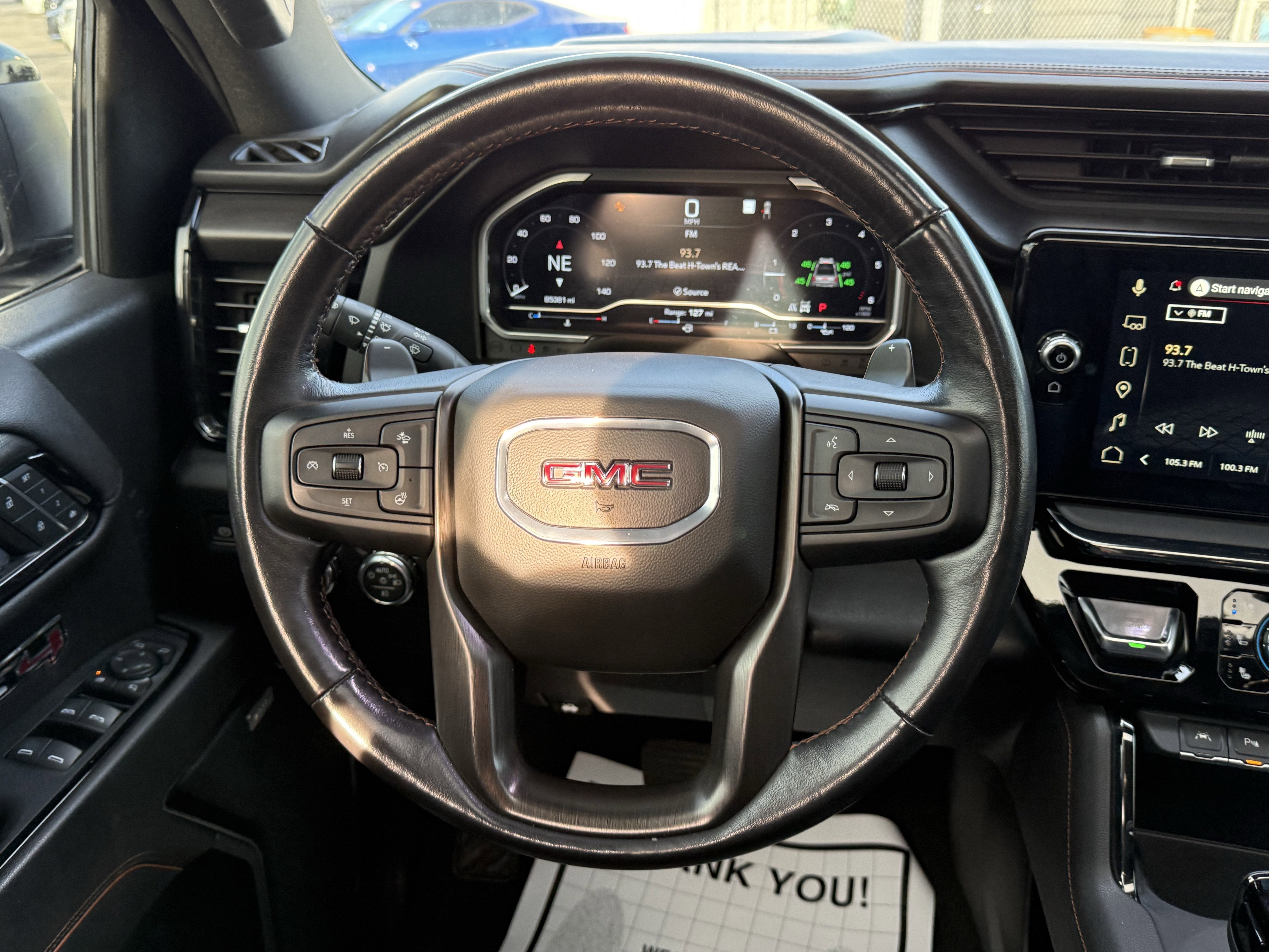 2022 GMC Sierra 1500 4WD Crew Cab Short Box AT4