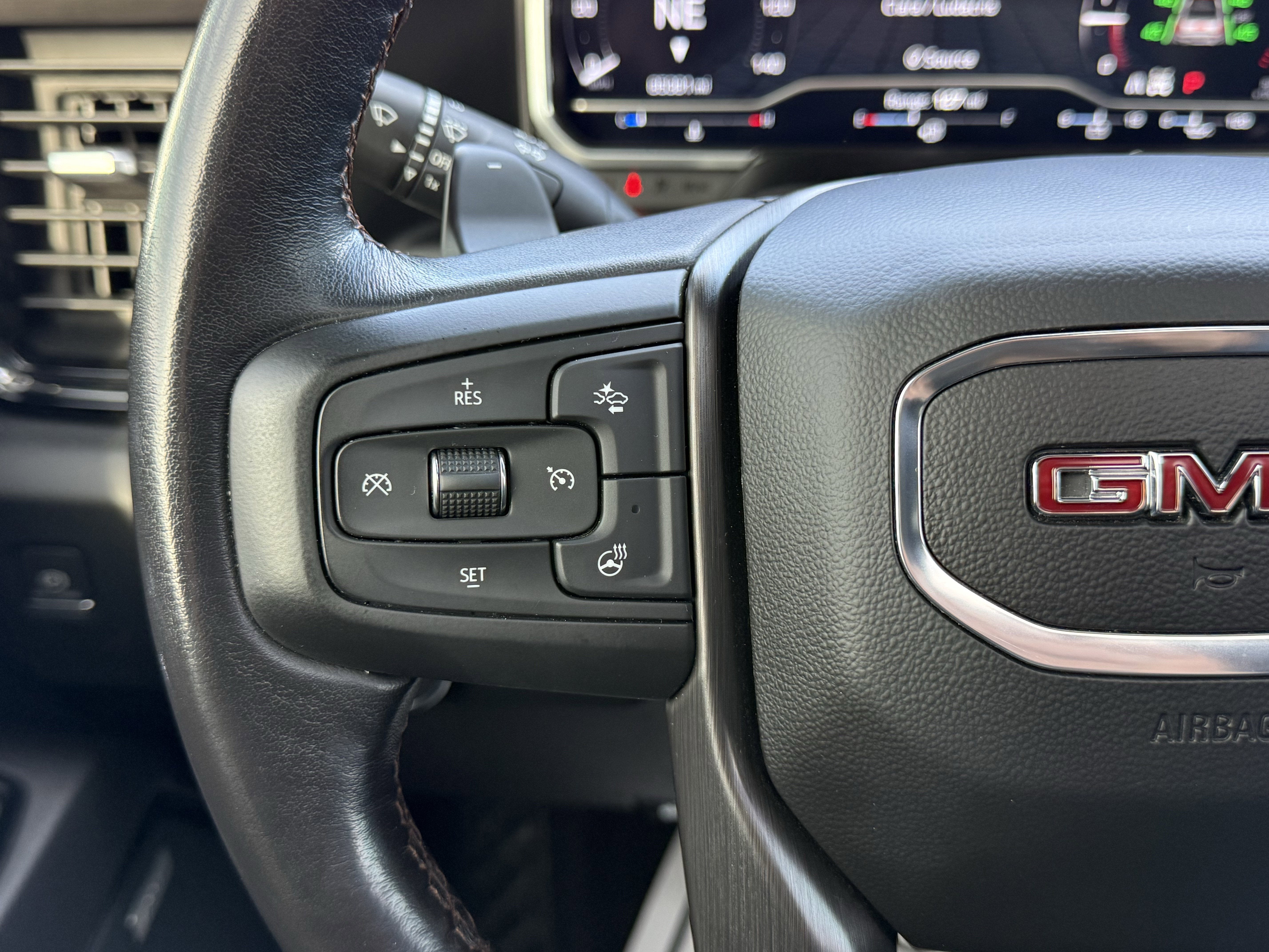 2022 GMC Sierra 1500 4WD Crew Cab Short Box AT4