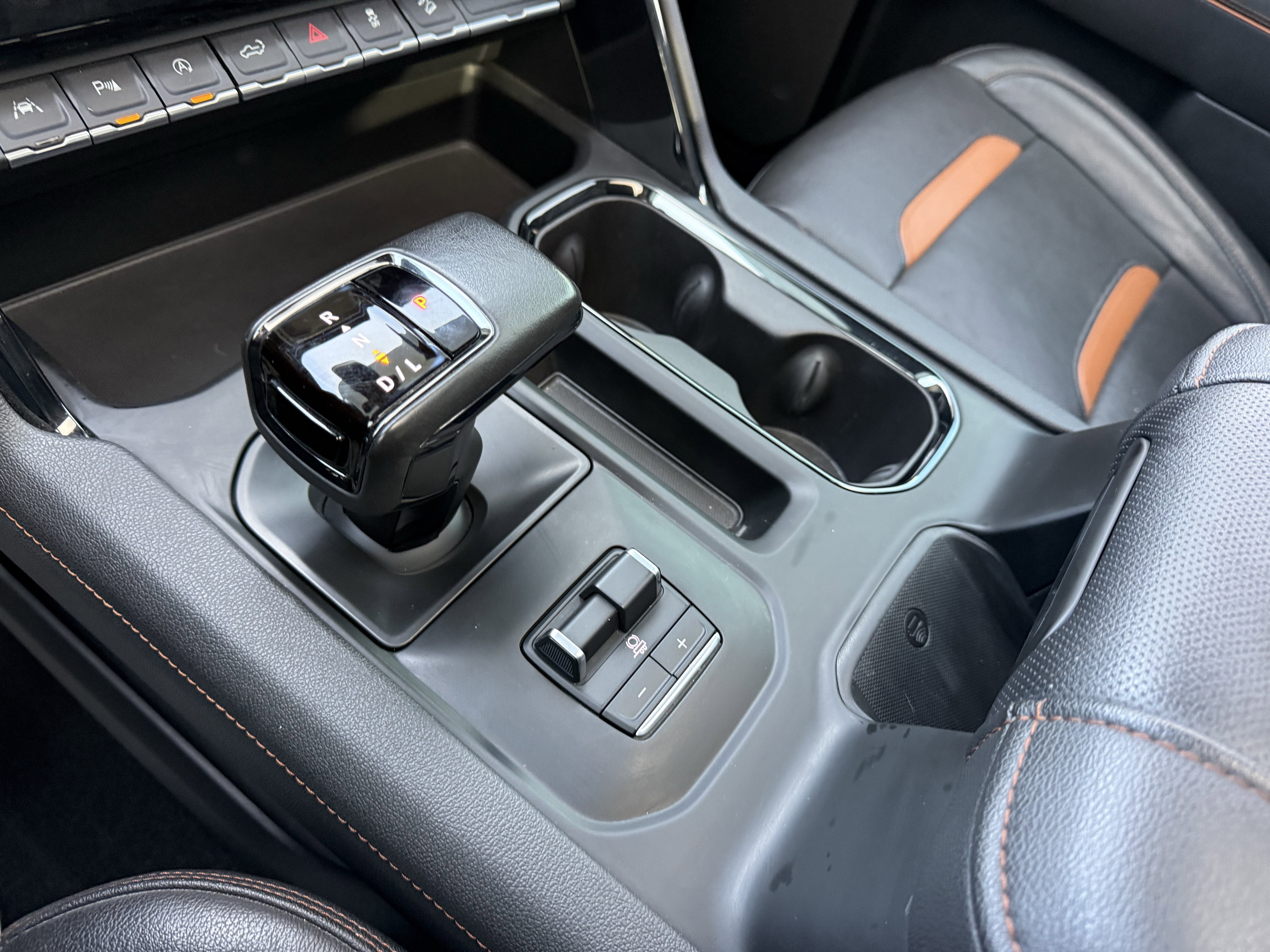 2022 GMC Sierra 1500 4WD Crew Cab Short Box AT4