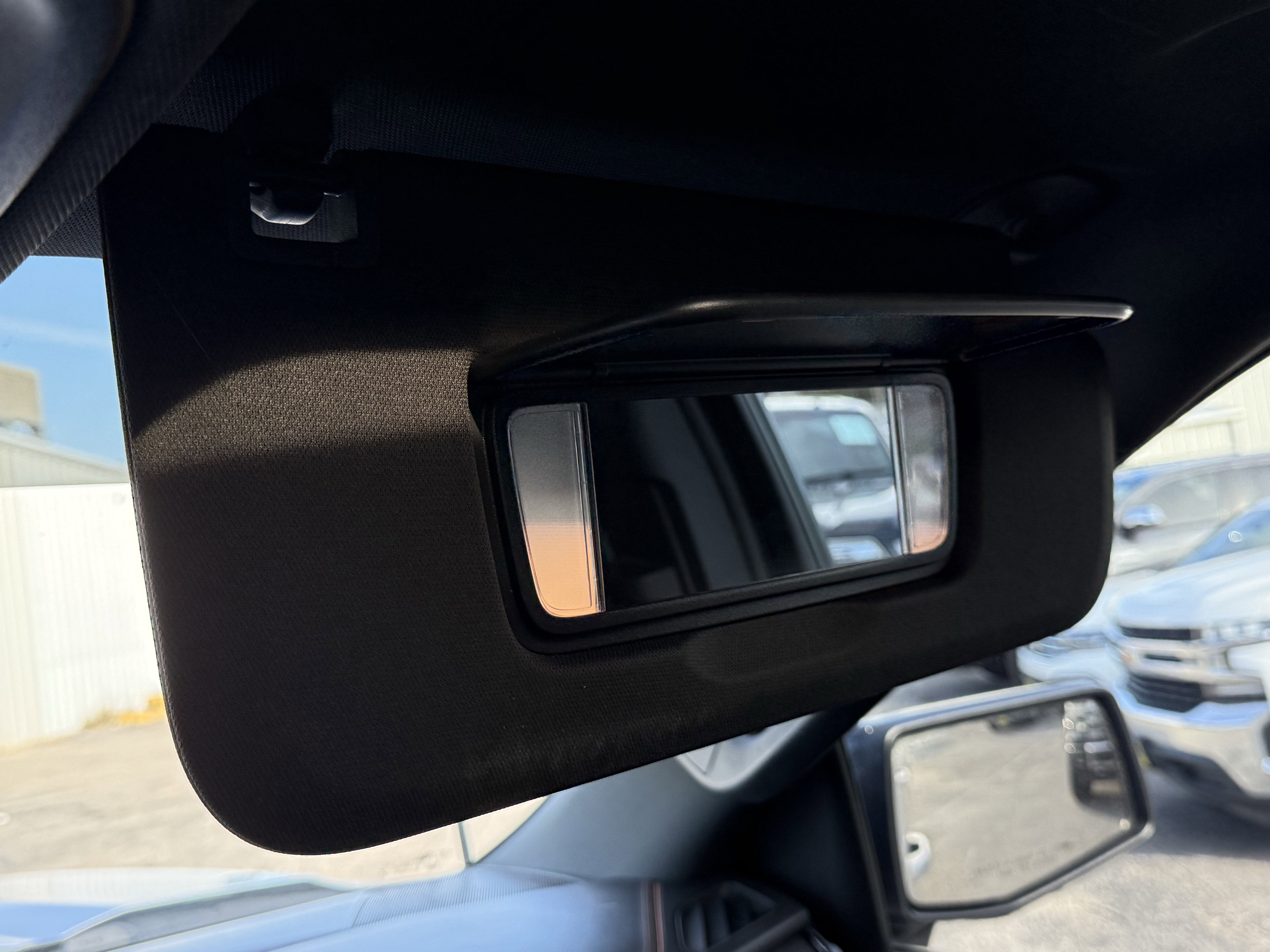 2022 GMC Sierra 1500 4WD Crew Cab Short Box AT4