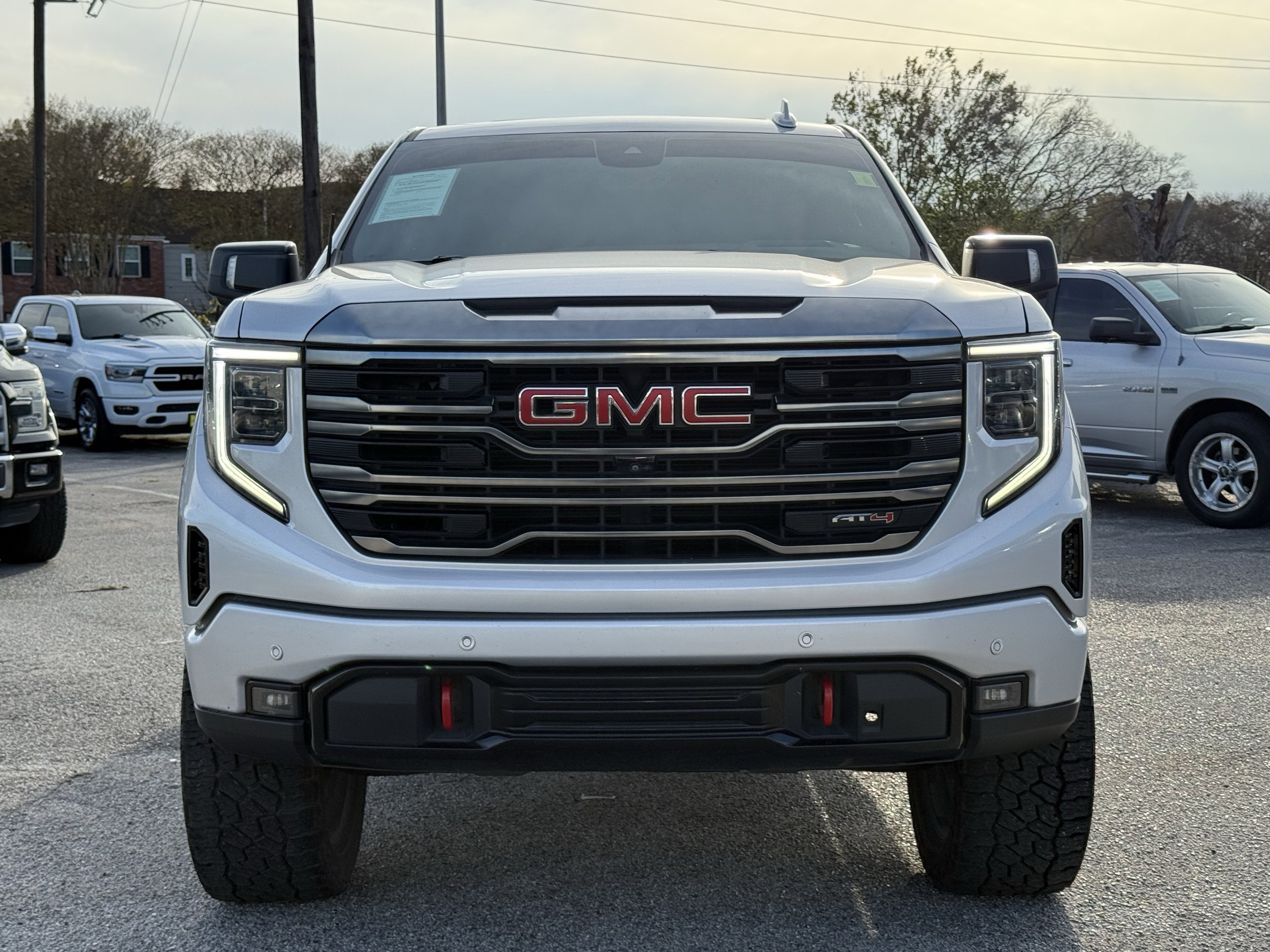 2022 GMC Sierra 1500 4WD Crew Cab Short Box AT4