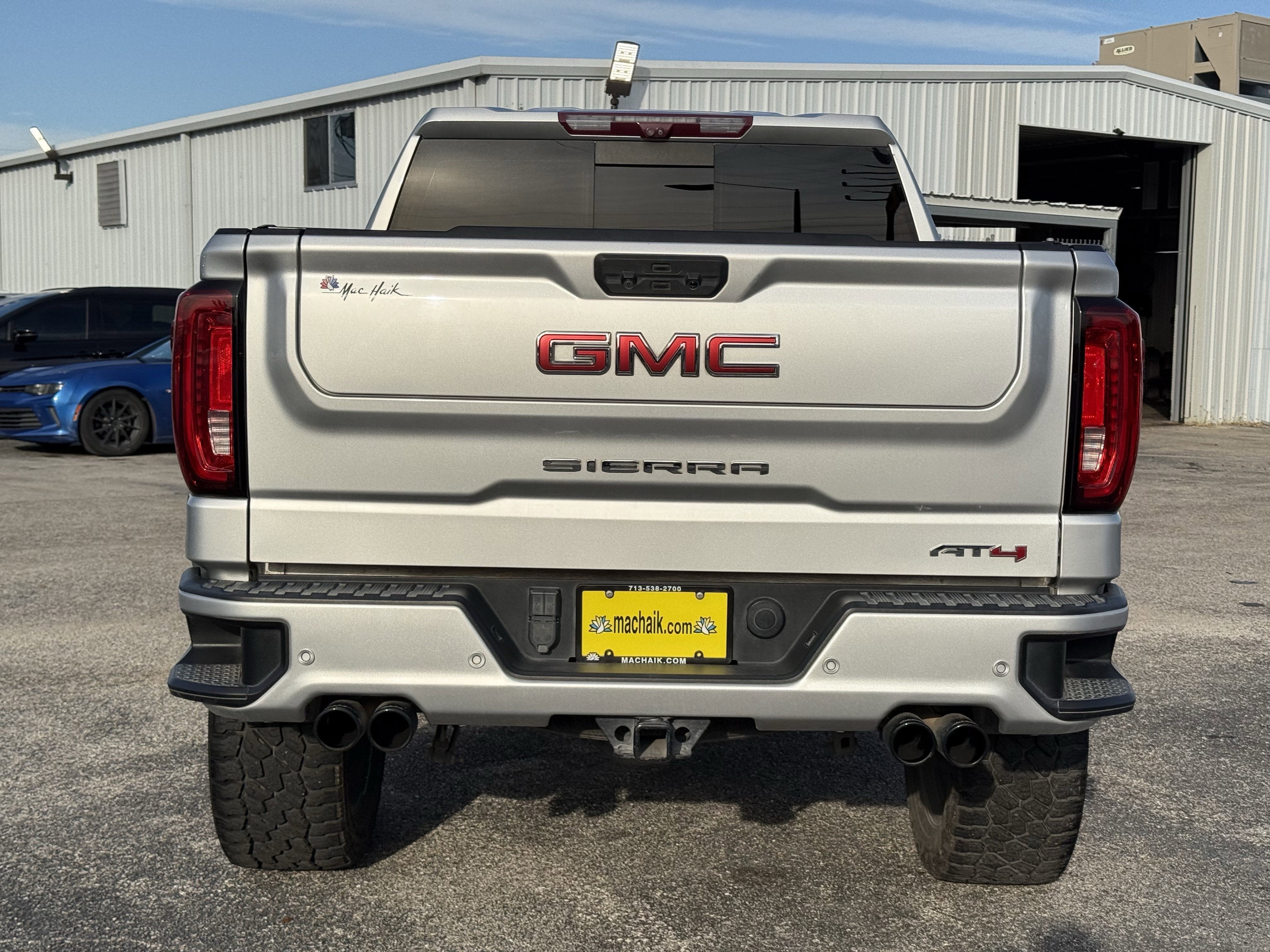 2022 GMC Sierra 1500 4WD Crew Cab Short Box AT4