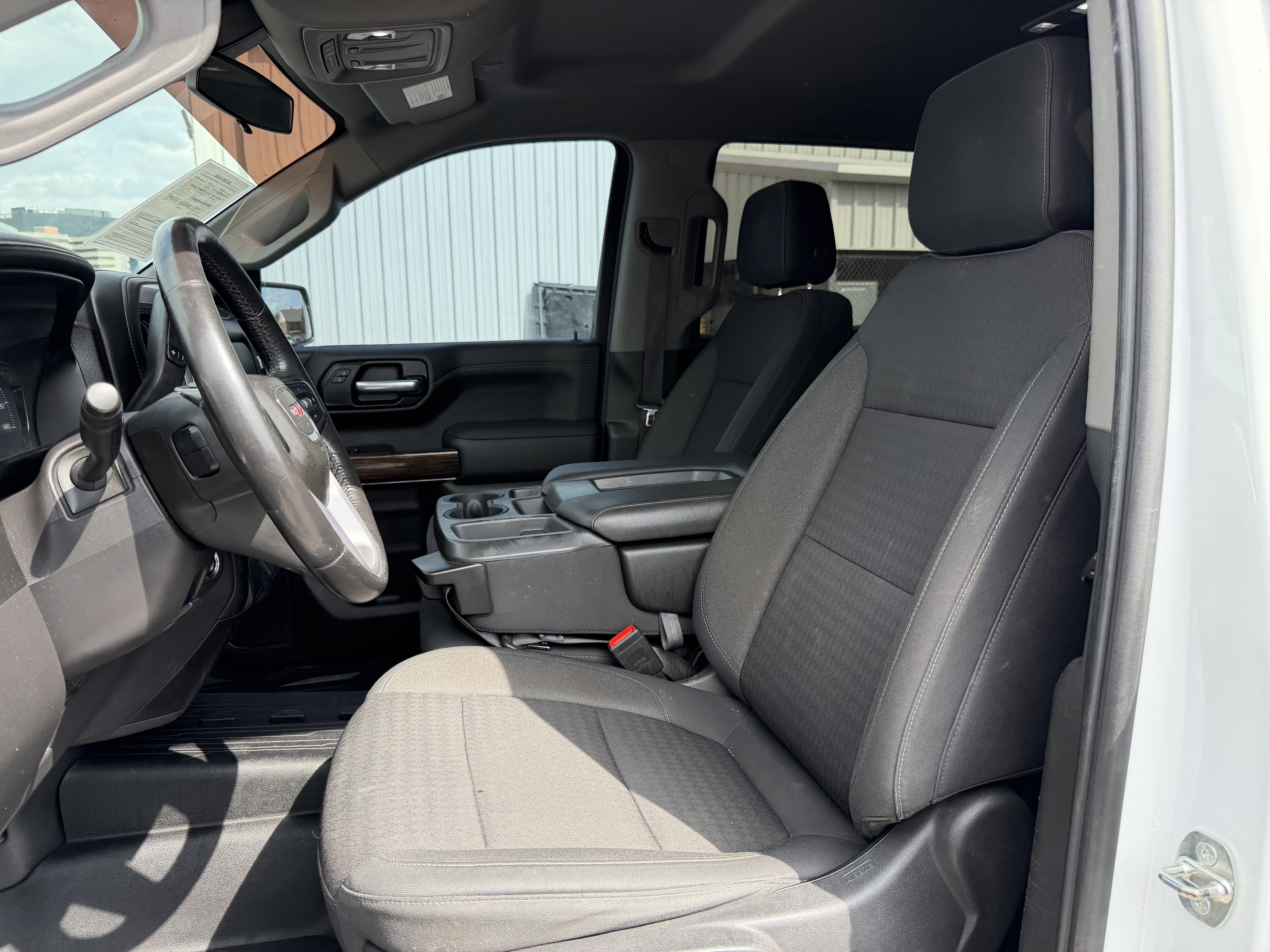2021 GMC Sierra 1500 4WD Crew Cab Short Box Elevation