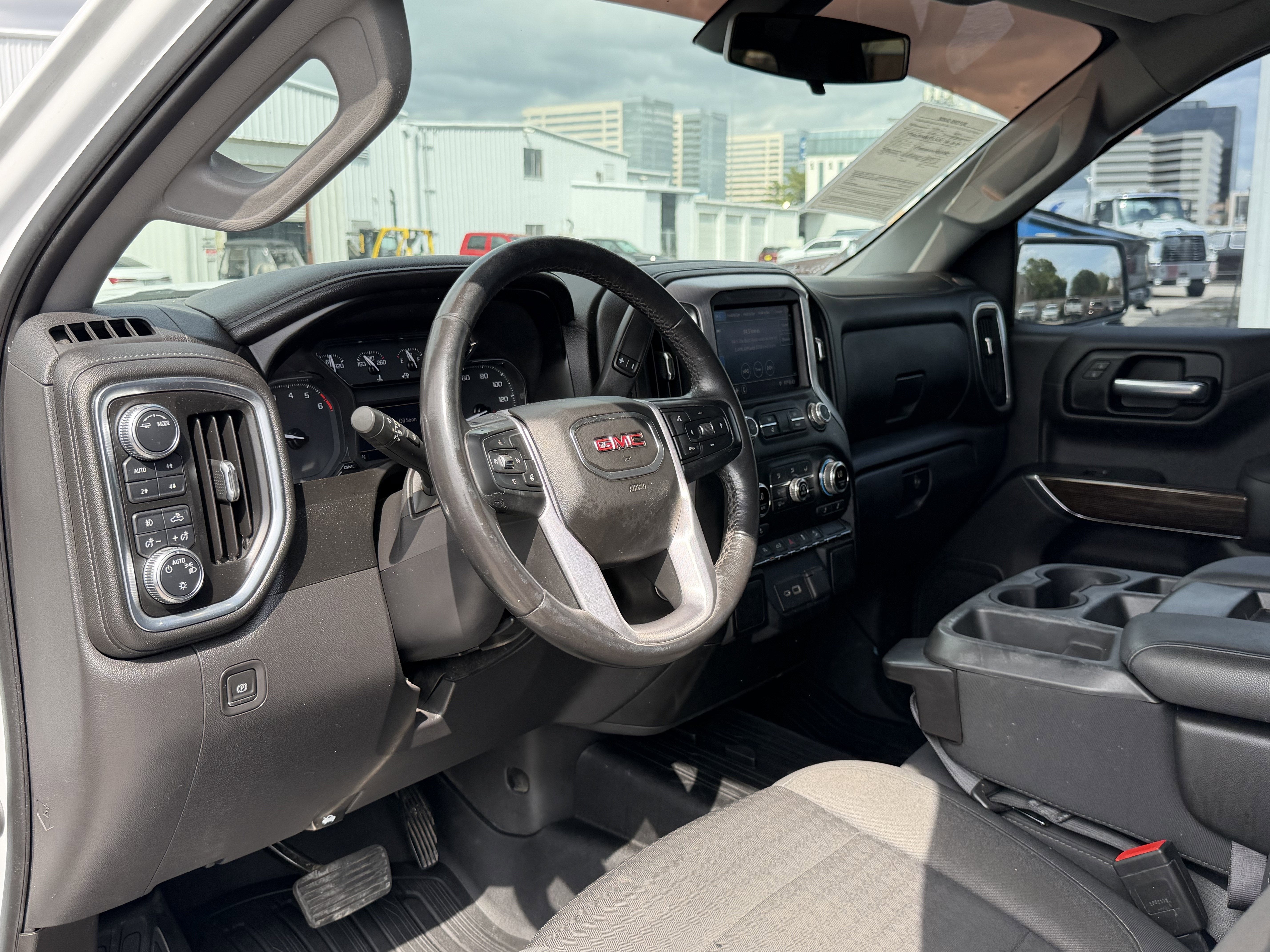 2021 GMC Sierra 1500 4WD Crew Cab Short Box Elevation