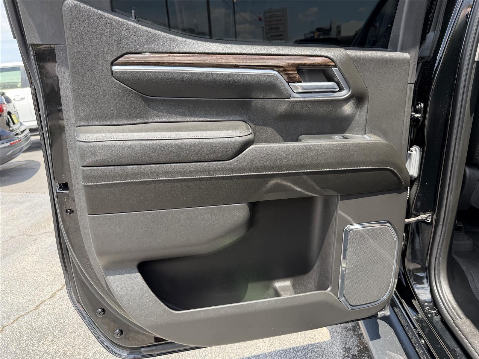 2024 GMC Sierra 1500 4WD Crew Cab Short Box Elevation with 3SB