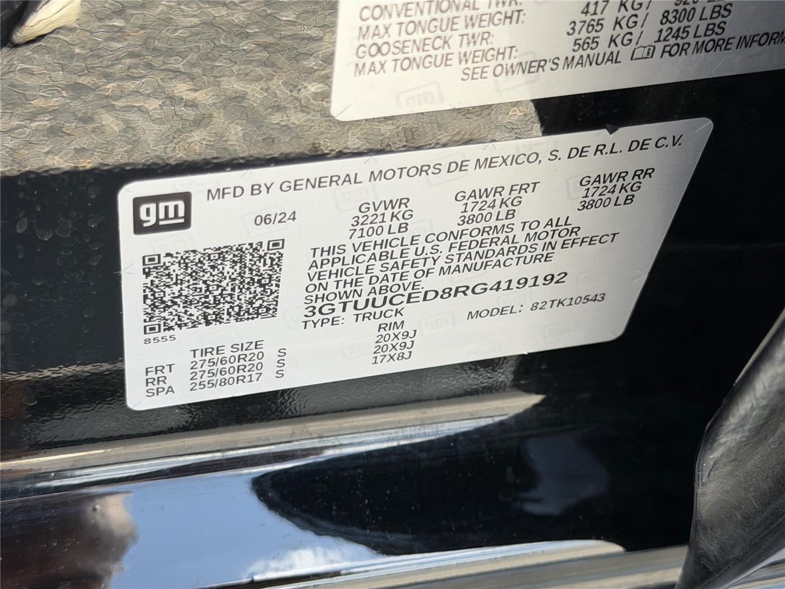 2024 GMC Sierra 1500 4WD Crew Cab Short Box Elevation with 3SB